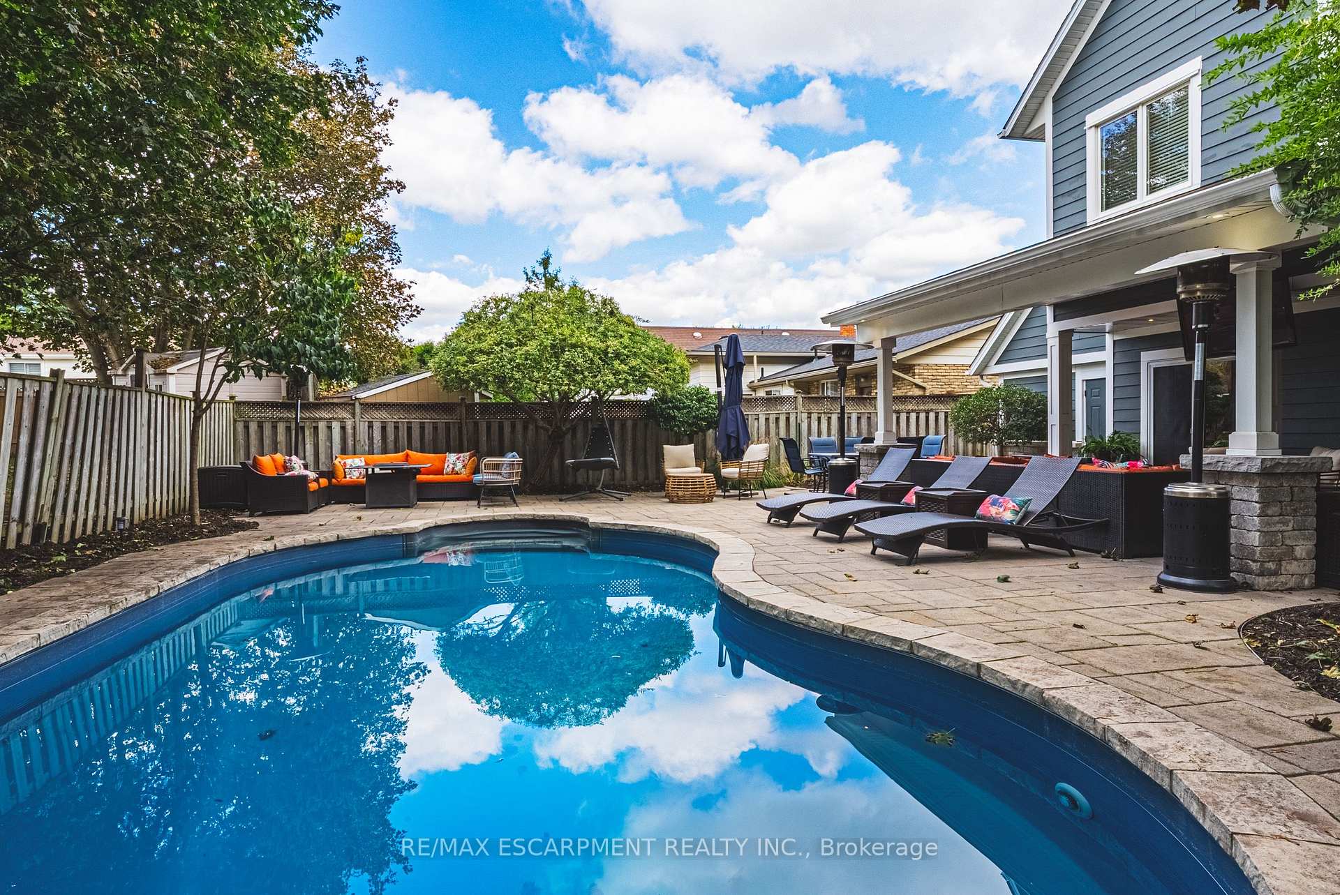 Photo 49 of 581 Holly Hill Crescent, Burlington, Freeman — HOMEH