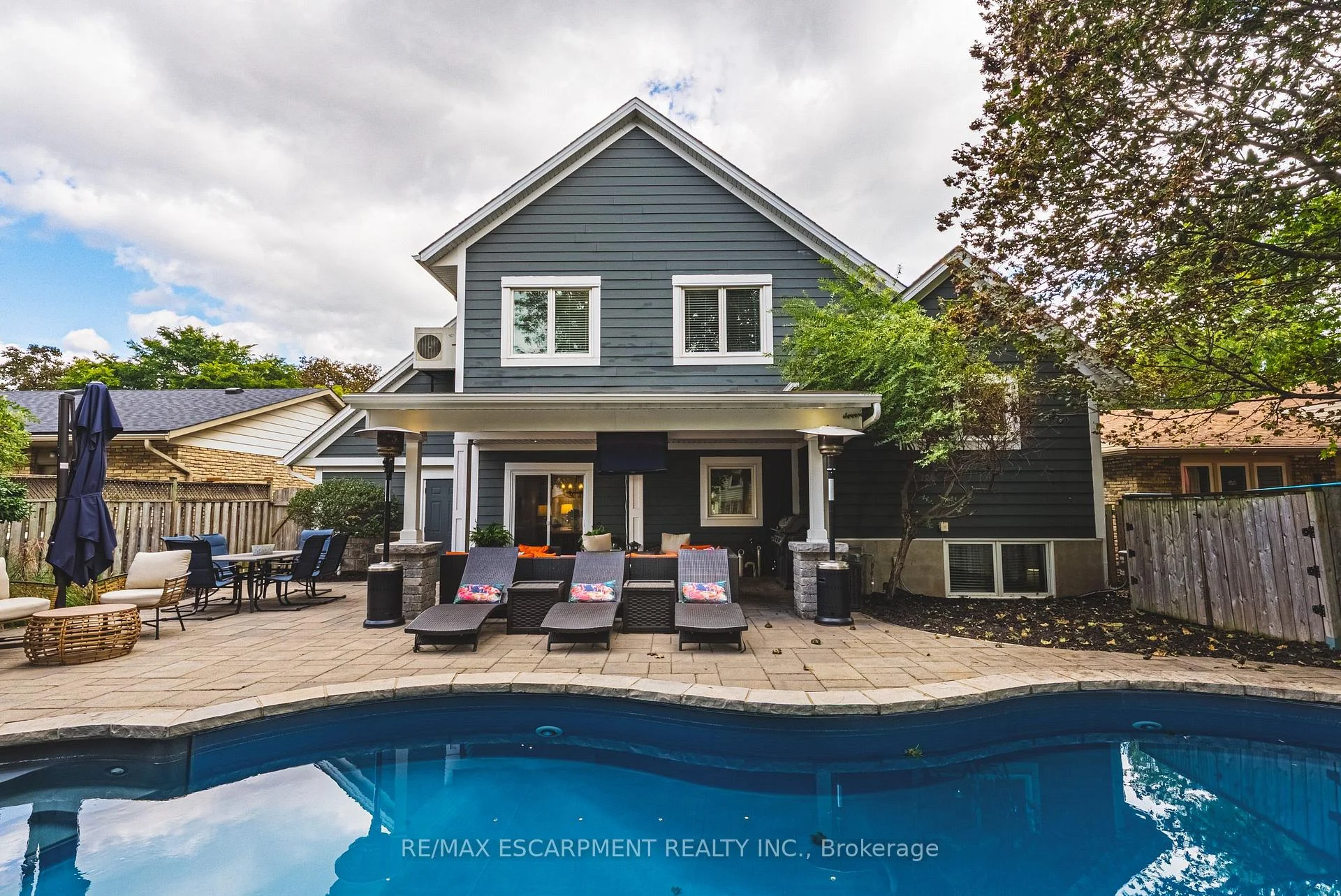 Photo 45 of 581 Holly Hill Crescent, Burlington, Freeman — HOMEH