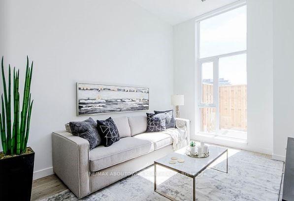Photo 11 of Unit A917, 125 Bronte Road, Oakville, Bronte — HOMEH