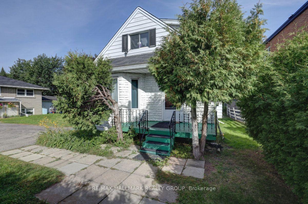 Photo 5 of 25 Wright Street, Ottawa, Overbrook — HOMEH