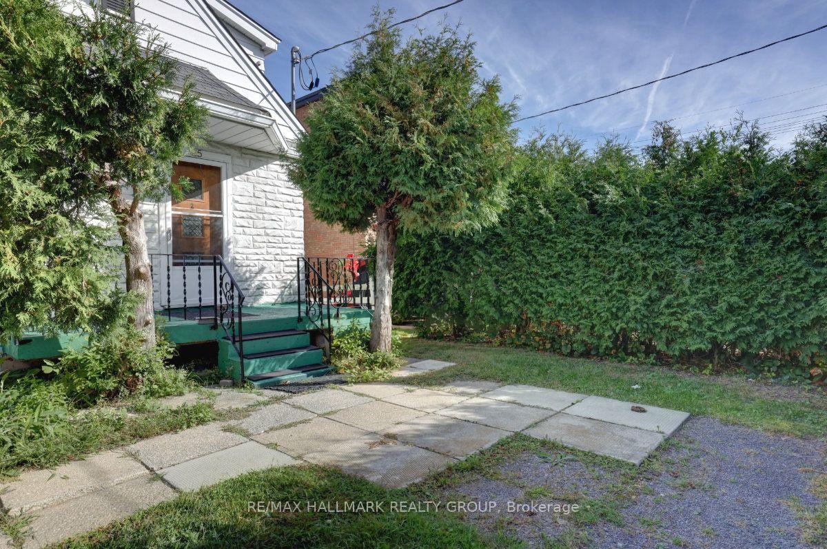 Photo 8 of 25 Wright Street, Ottawa, Overbrook — HOMEH