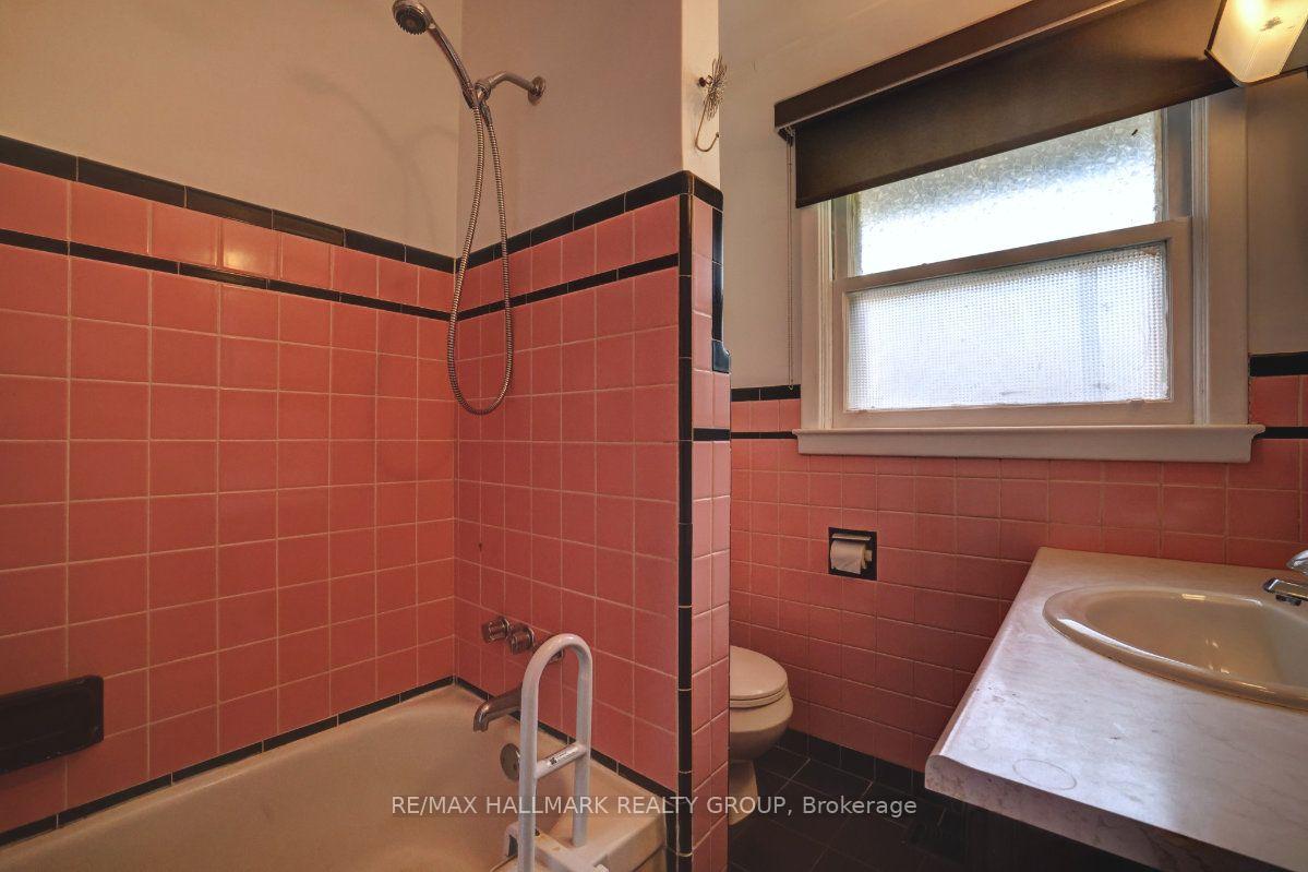 Photo 28 of 23 Wright Street, Ottawa, Overbrook — HOMEH