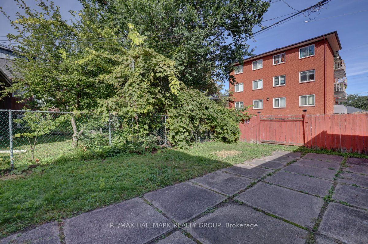 Photo 32 of 23 Wright Street, Ottawa, Overbrook — HOMEH