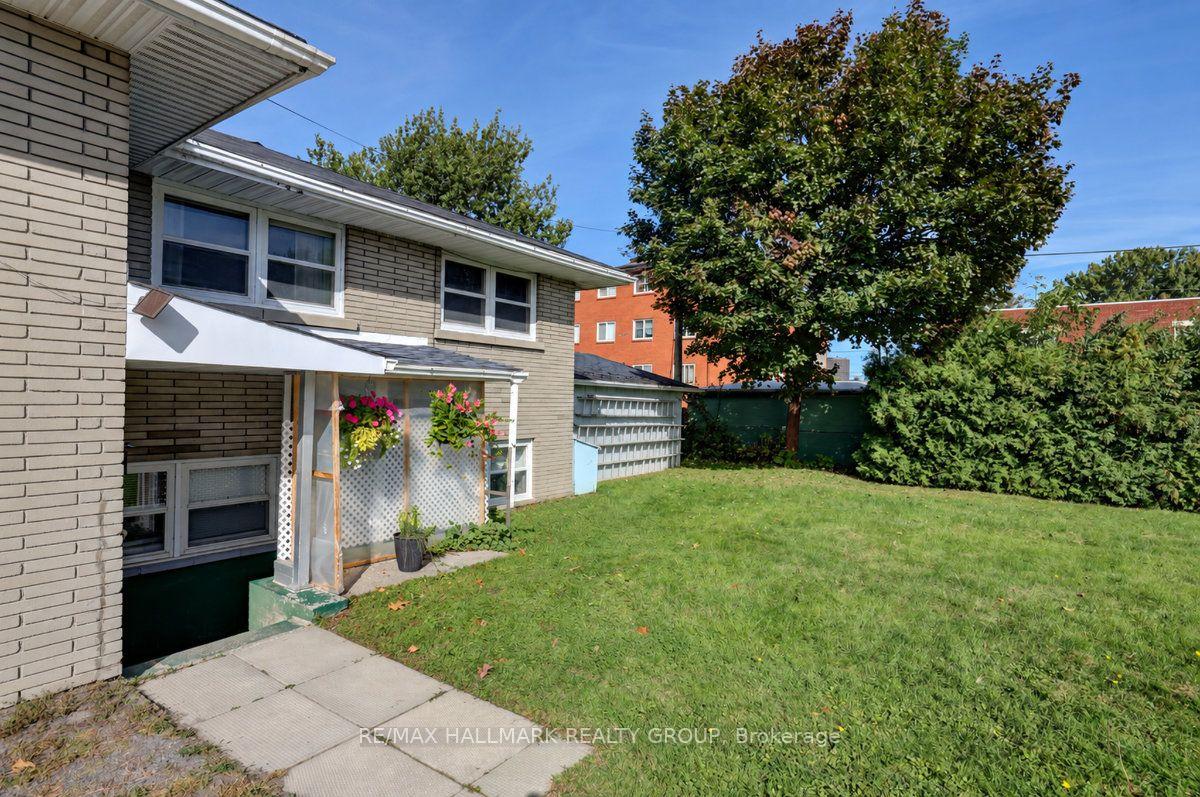 Photo 36 of 23 Wright Street, Ottawa, Overbrook — HOMEH