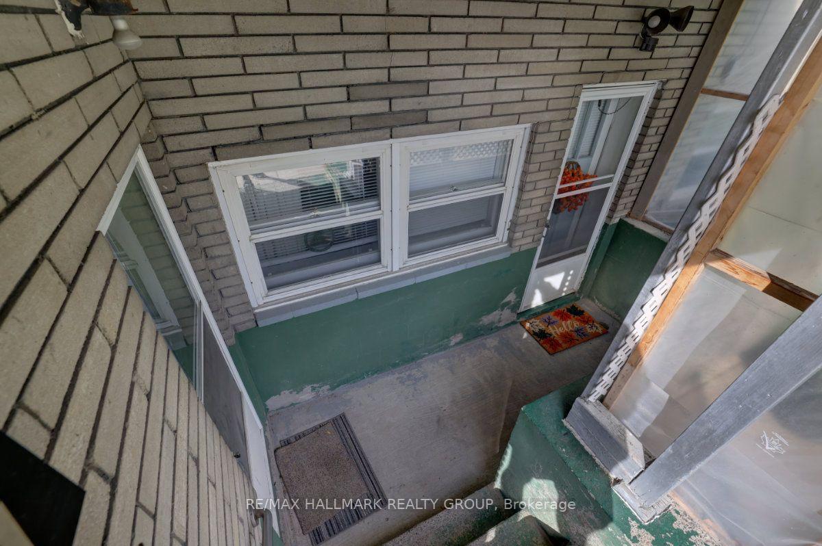 Photo 38 of 23 Wright Street, Ottawa, Overbrook — HOMEH