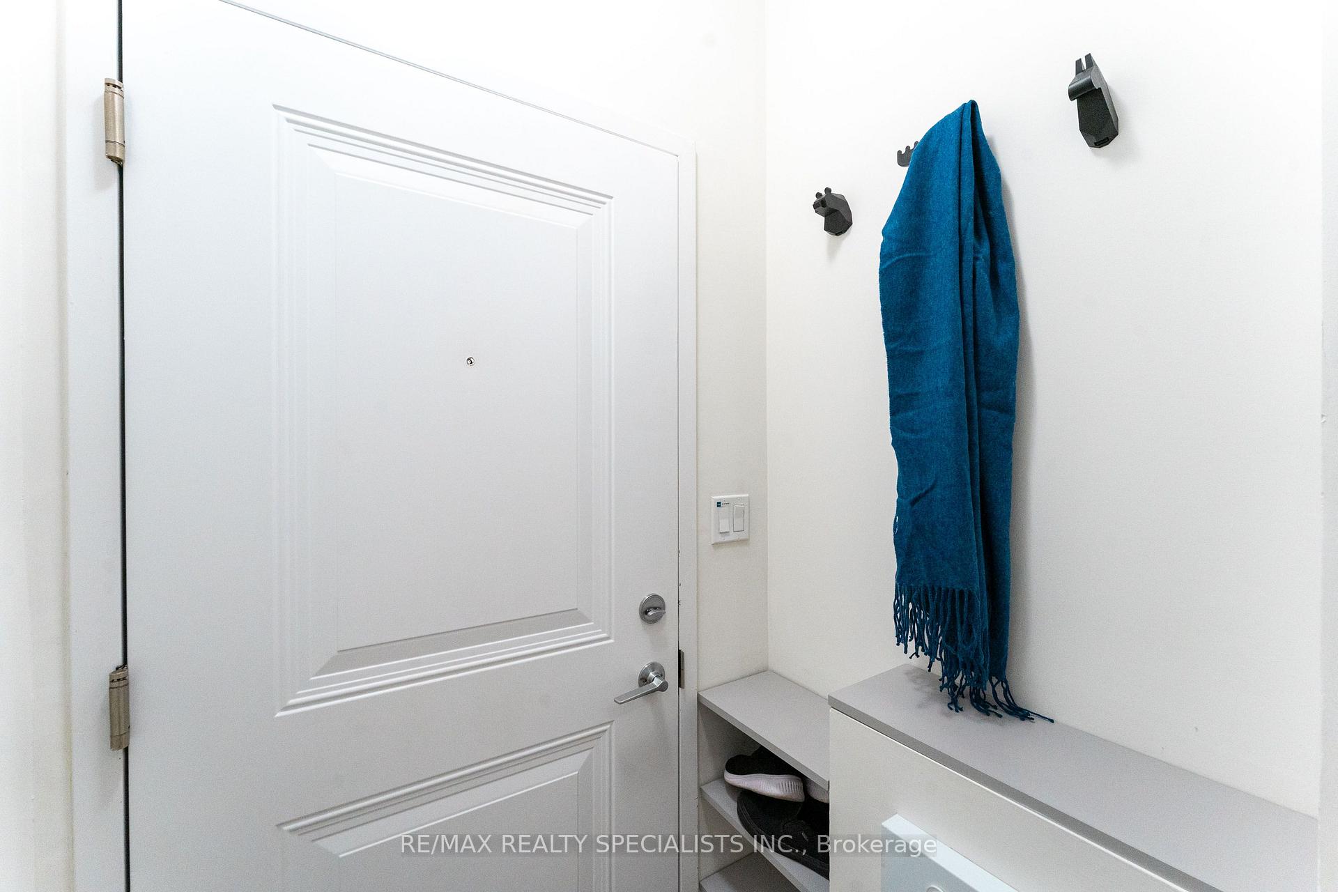 Photo 6 of Unit 34, 120 Twenty Fourth Street, Etobicoke, Long Branch — HOMEH