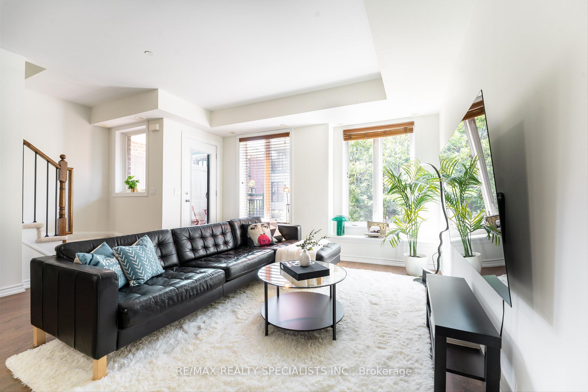 Photo 8 of Unit 34, 120 Twenty Fourth Street, Etobicoke, Long Branch — HOMEH