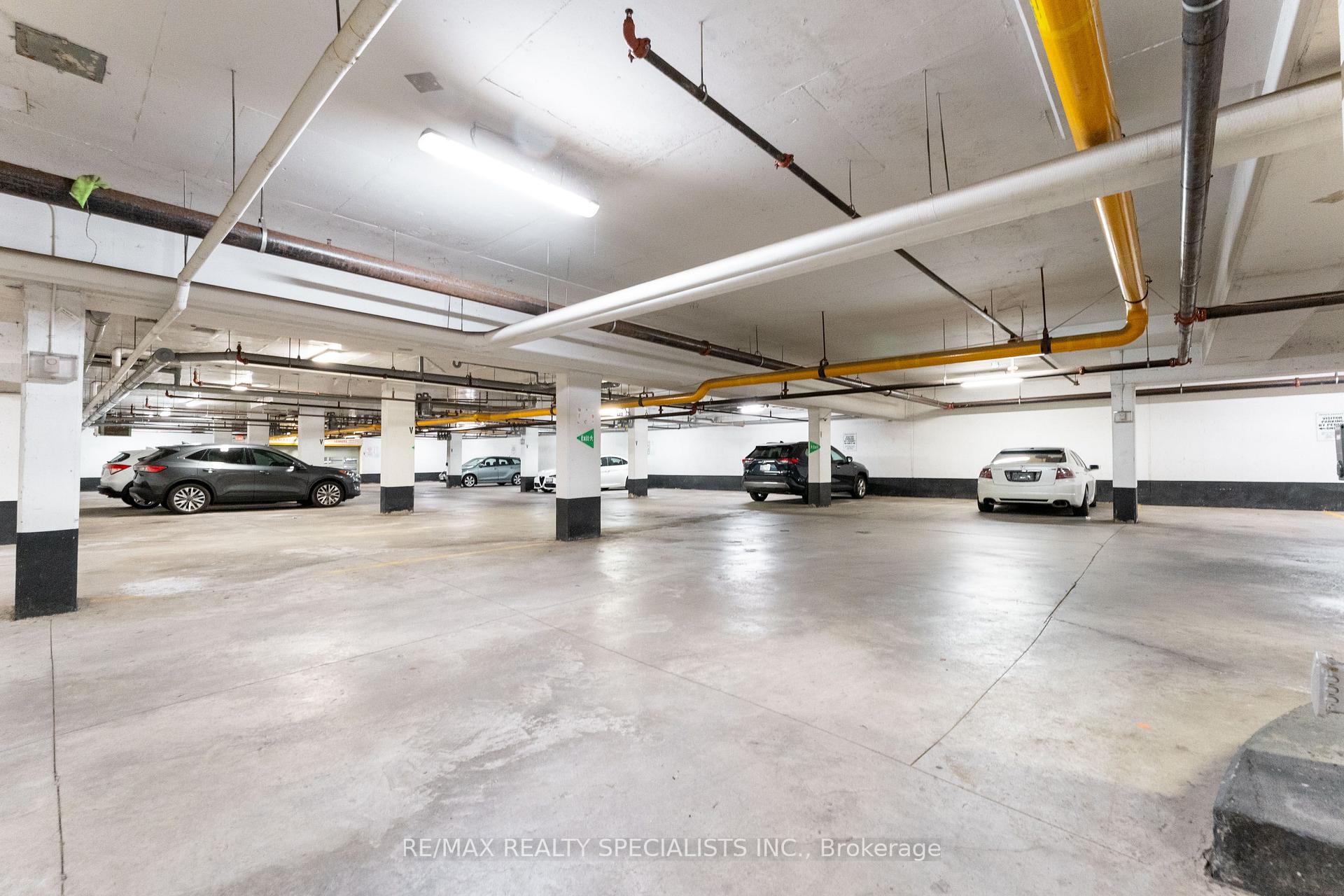 Photo 27 of Unit 34, 120 Twenty Fourth Street, Etobicoke, Long Branch — HOMEH