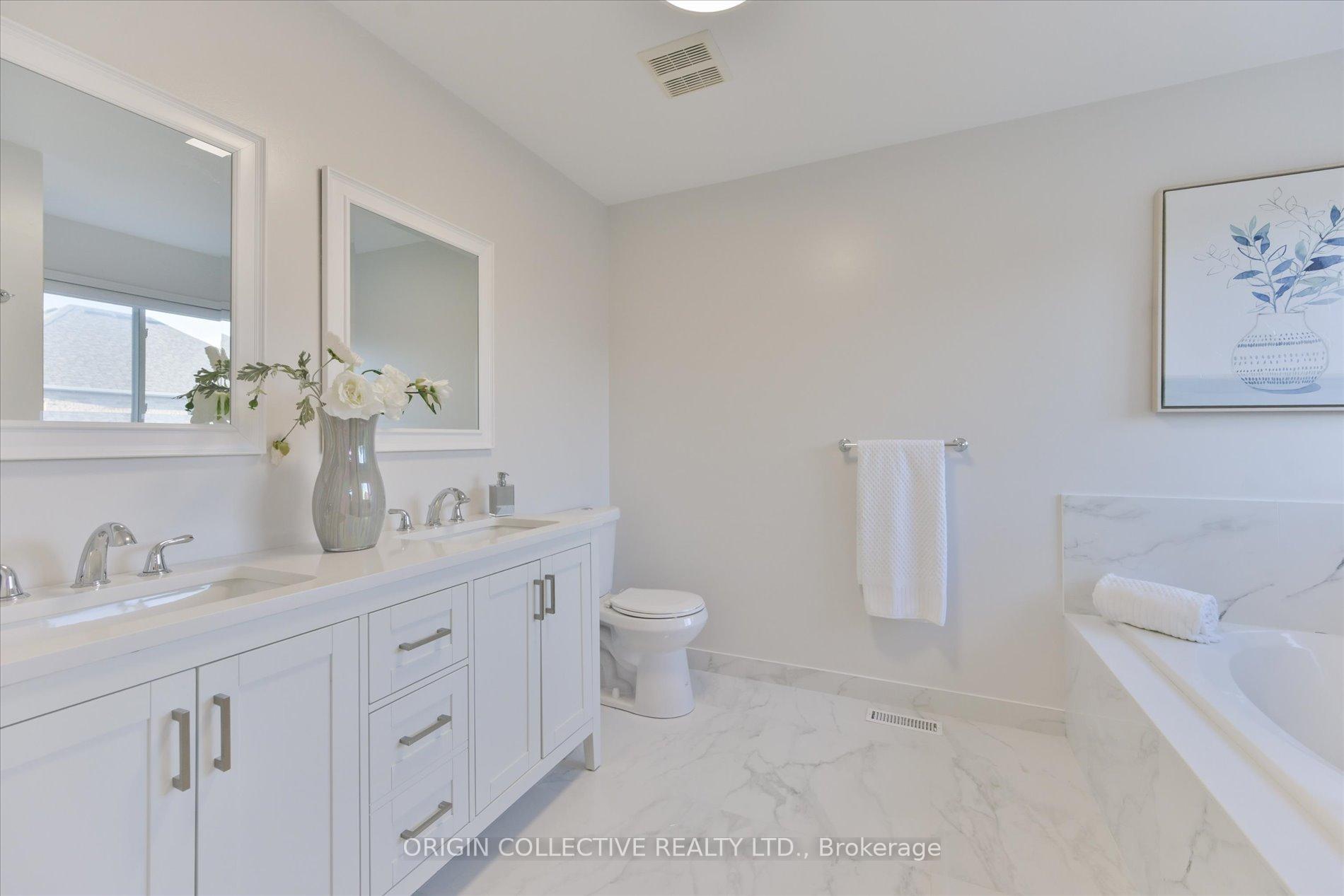 Photo 17 of 156 Monteith Crescent, Vaughan, Maple — HOMEH