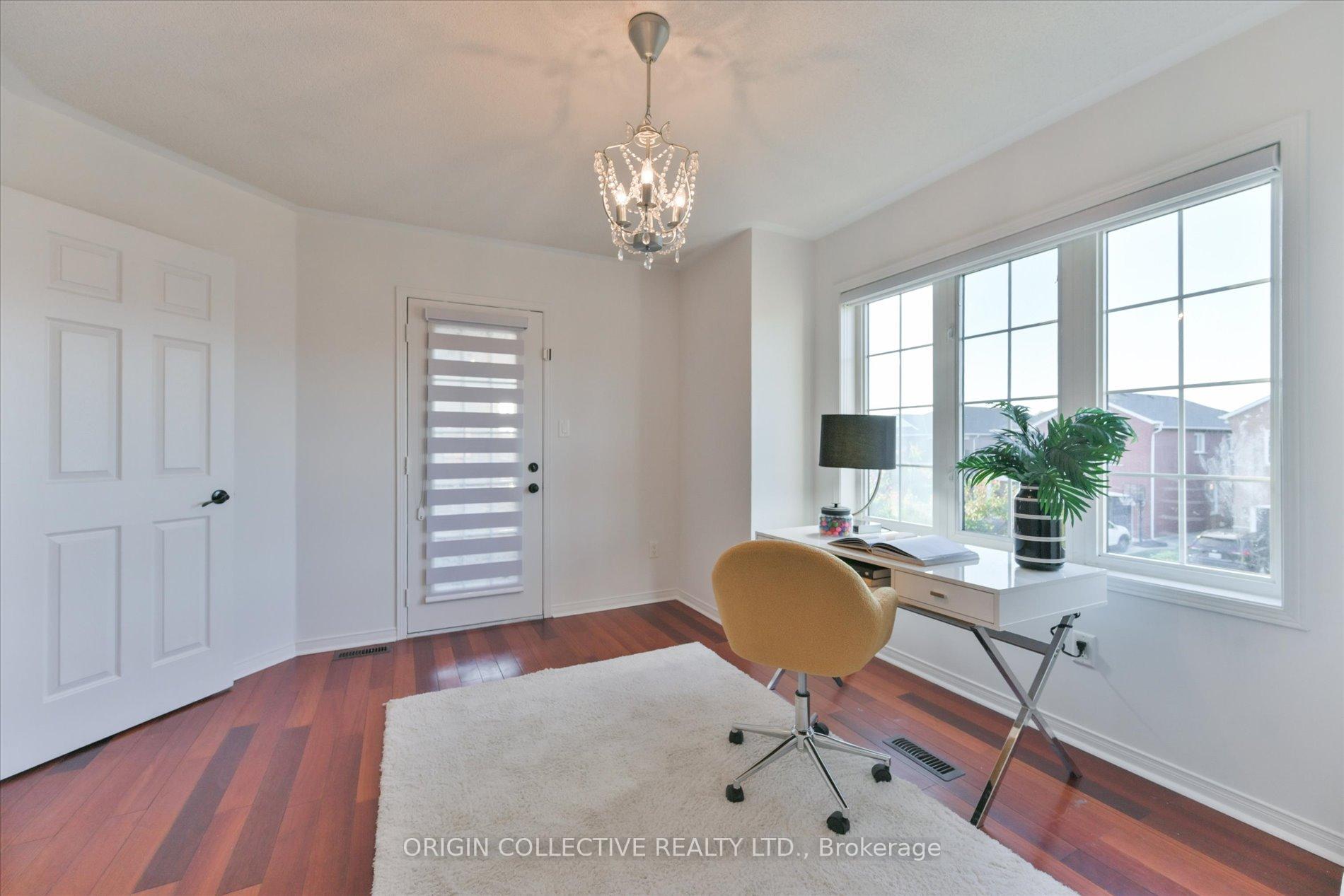 Photo 21 of 156 Monteith Crescent, Vaughan, Maple — HOMEH