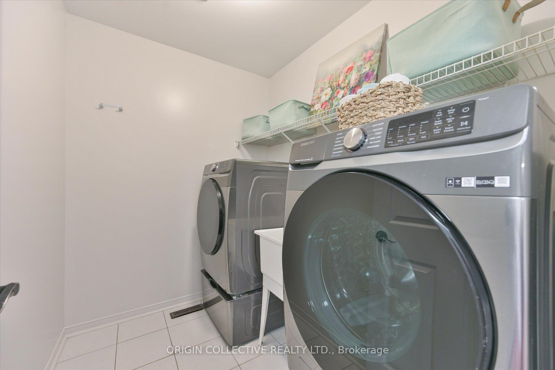 Photo 24 of 156 Monteith Crescent, Vaughan, Maple — HOMEH