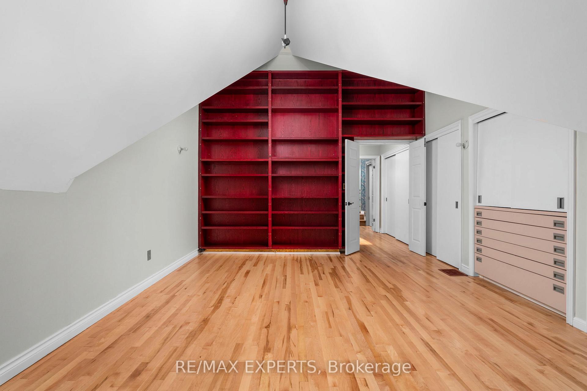 Photo 26 of 382 Bathurst Street, Toronto, Trinity-Bellwoods — HOMEH