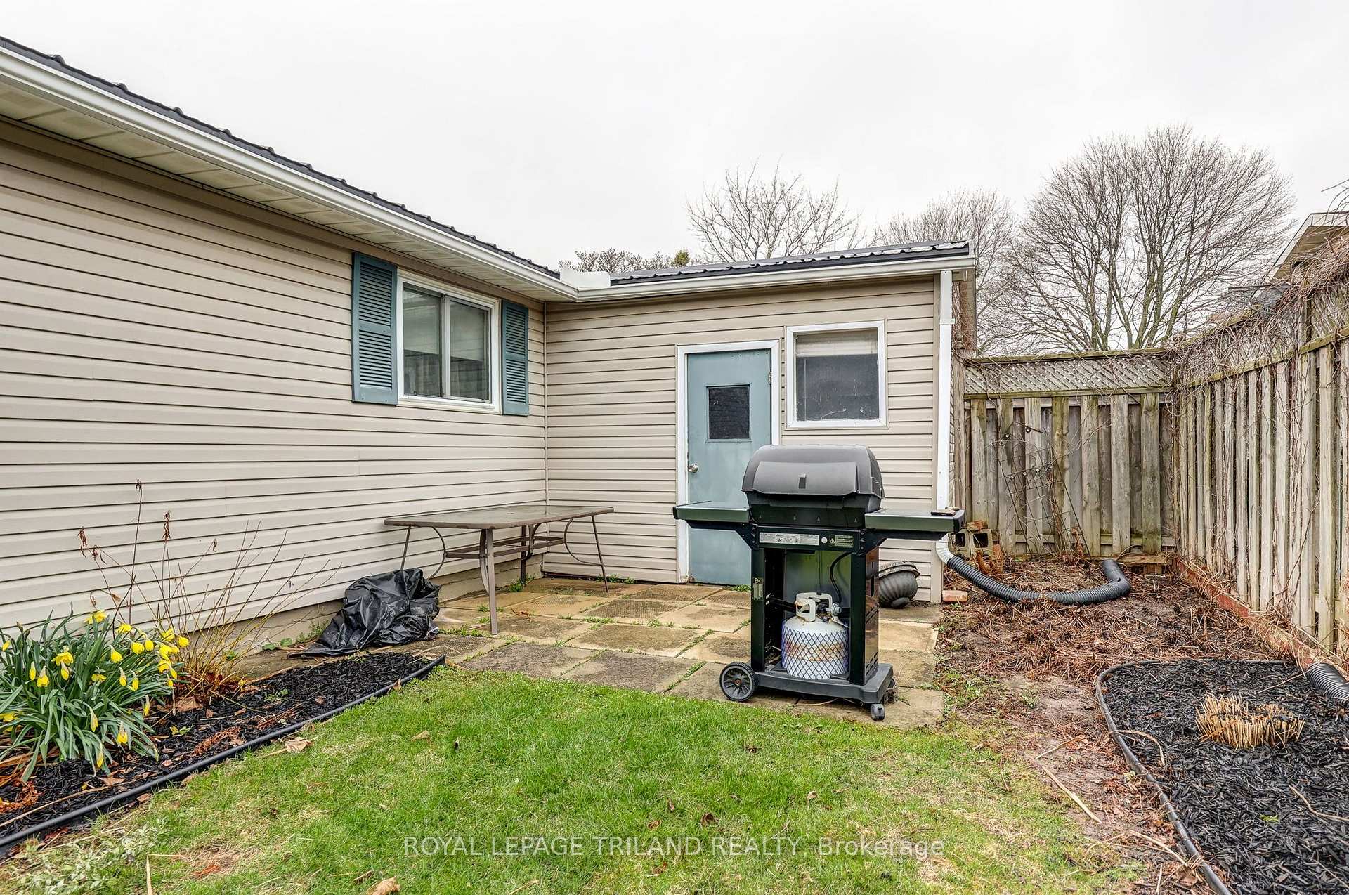 Photo 18 of 58 Vanbuskirk Drive, St. Thomas — HOMEH