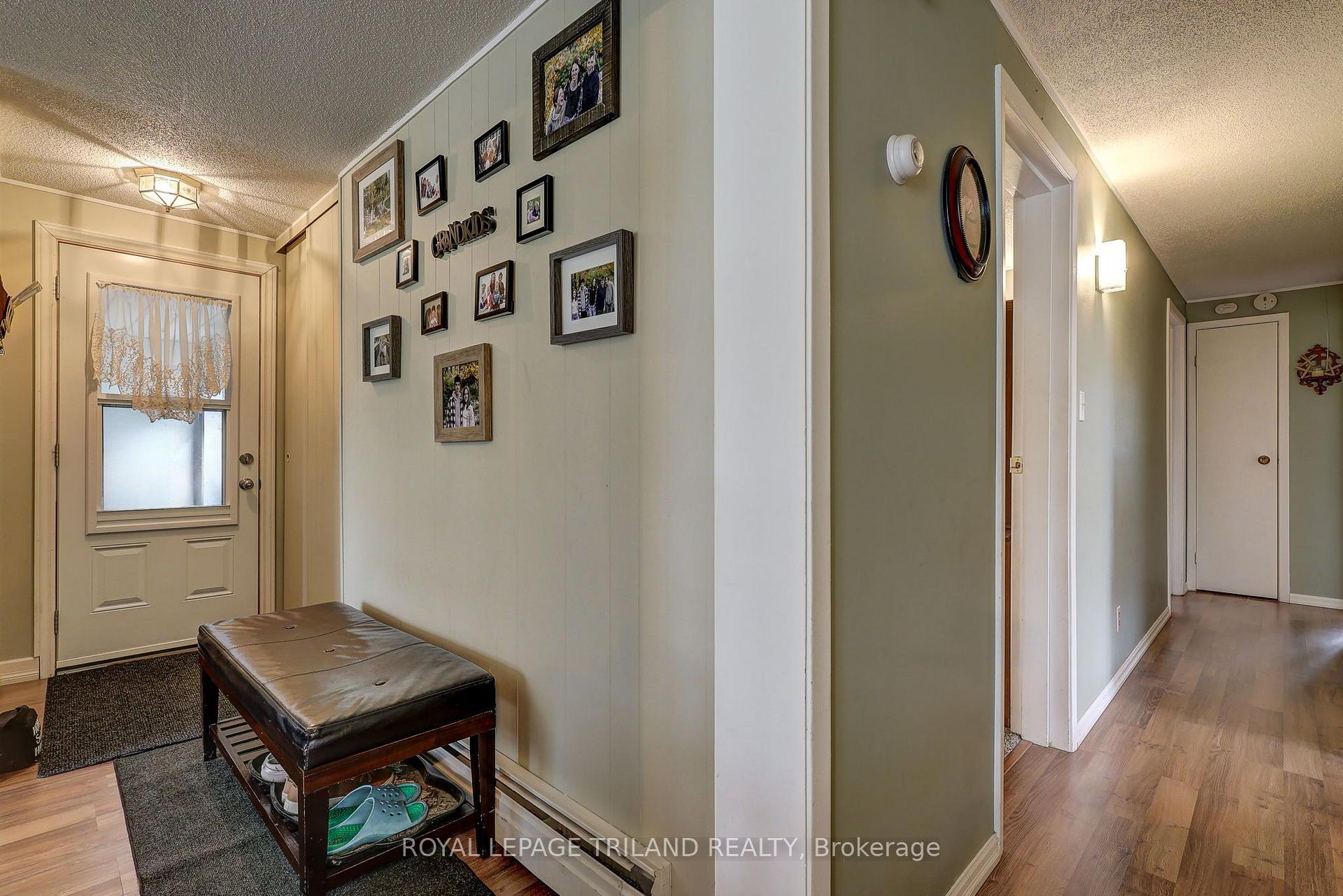 Photo 26 of 58 Vanbuskirk Drive, St. Thomas — HOMEH