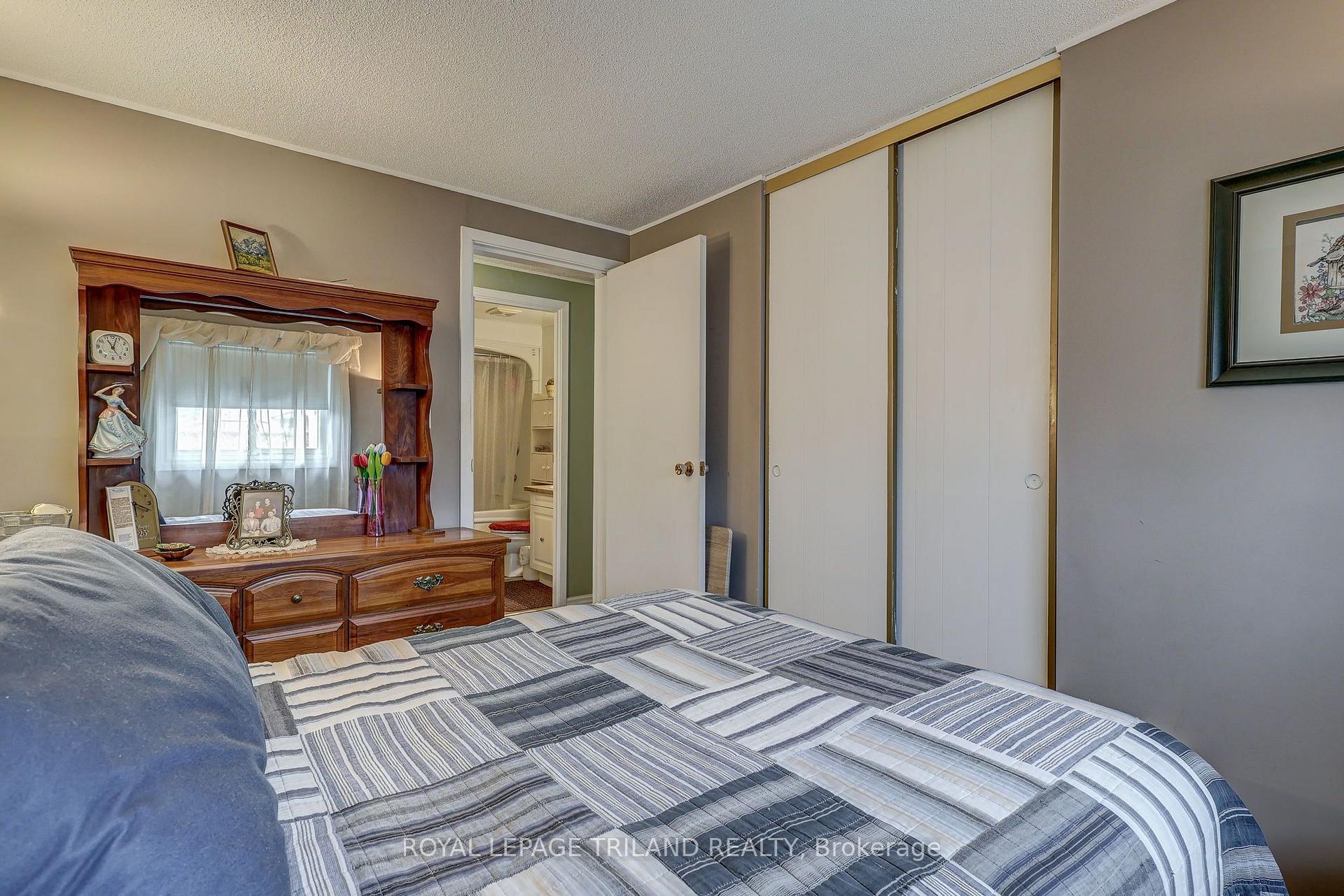 Photo 58 of 58 Vanbuskirk Drive, St. Thomas — HOMEH