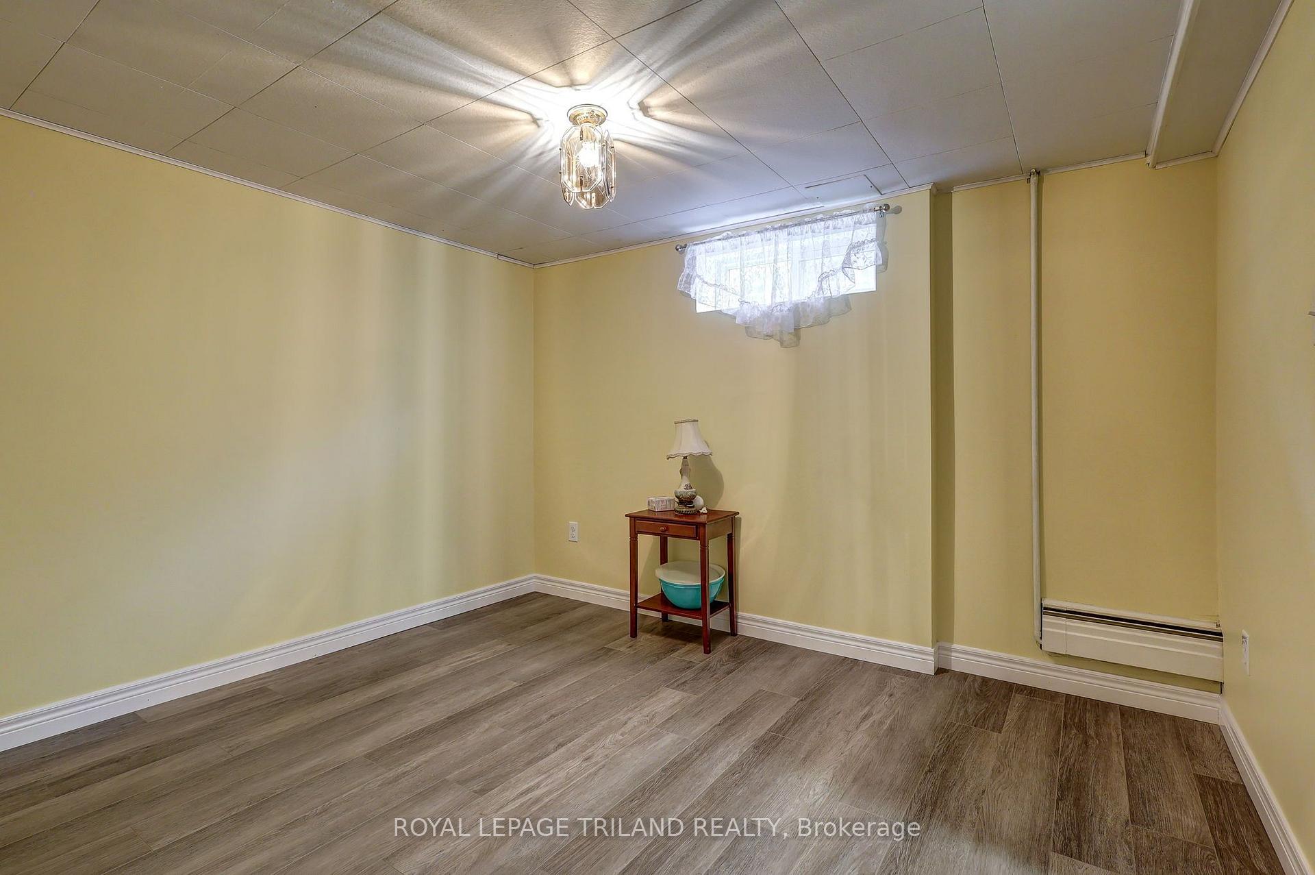 Photo 82 of 58 Vanbuskirk Drive, St. Thomas — HOMEH