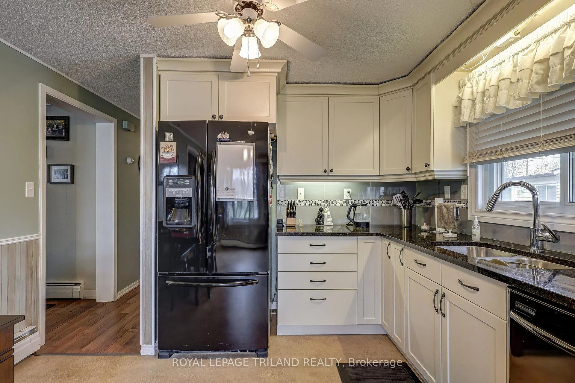 Photo 33 of 58 Vanbuskirk Drive, St. Thomas — HOMEH