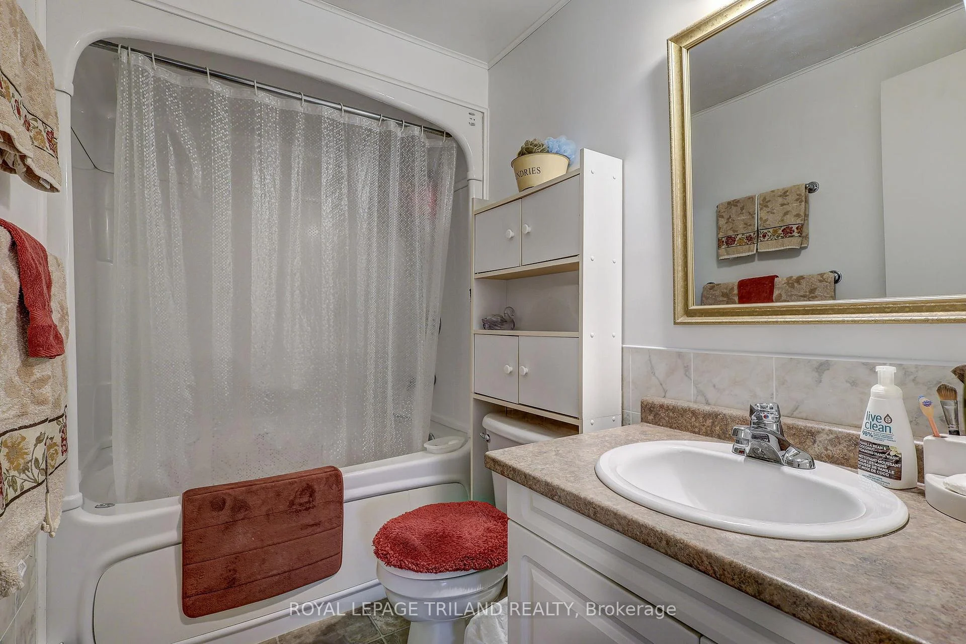 Photo 45 of 58 Vanbuskirk Drive, St. Thomas — HOMEH