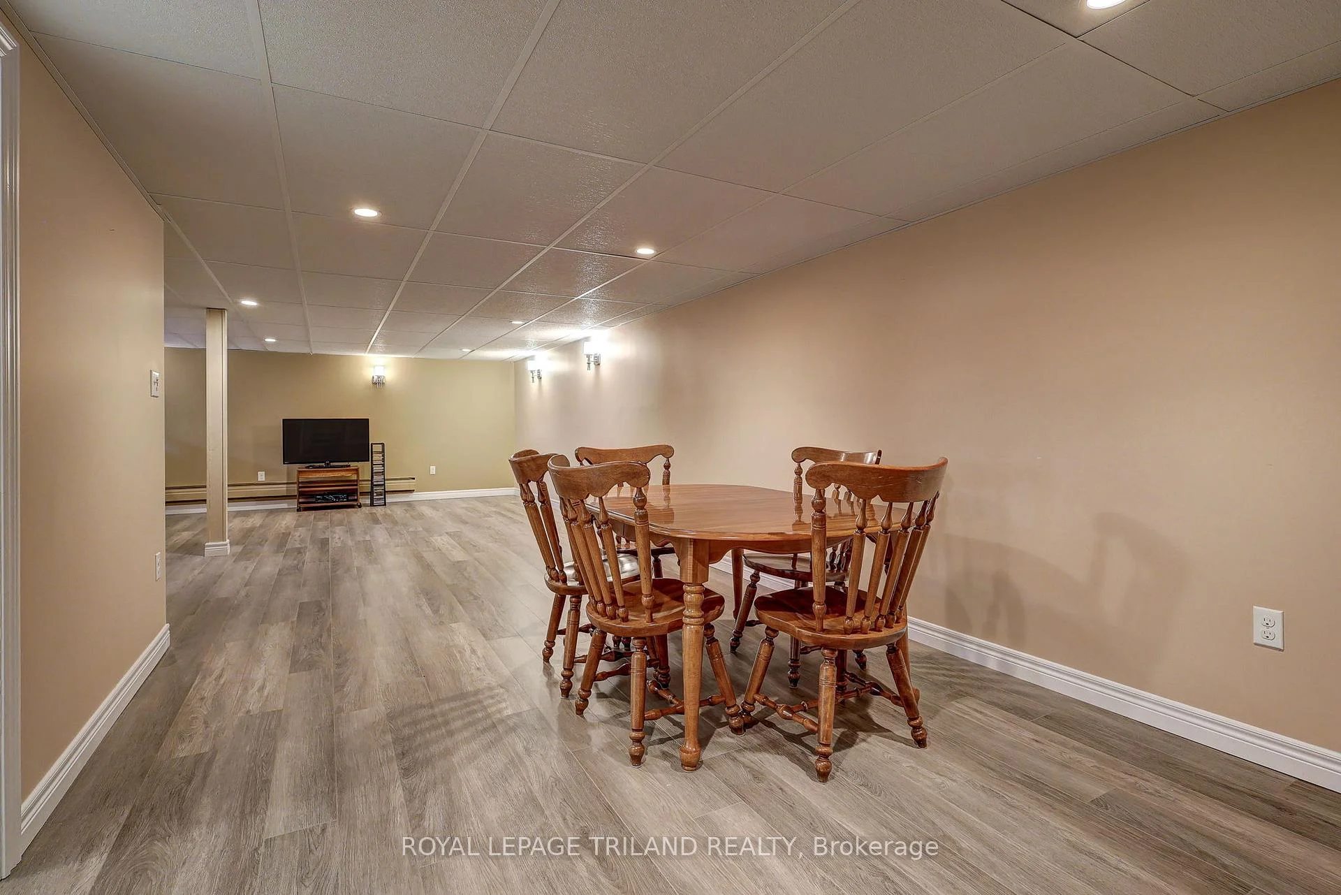 Photo 61 of 58 Vanbuskirk Drive, St. Thomas — HOMEH