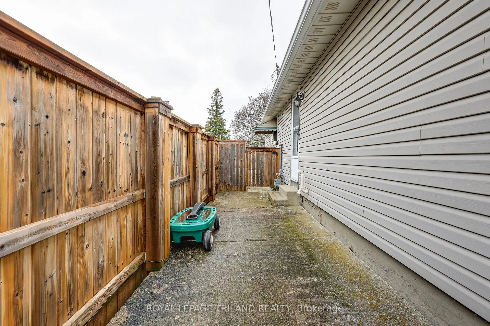 Photo 85 of 58 Vanbuskirk Drive, St. Thomas — HOMEH