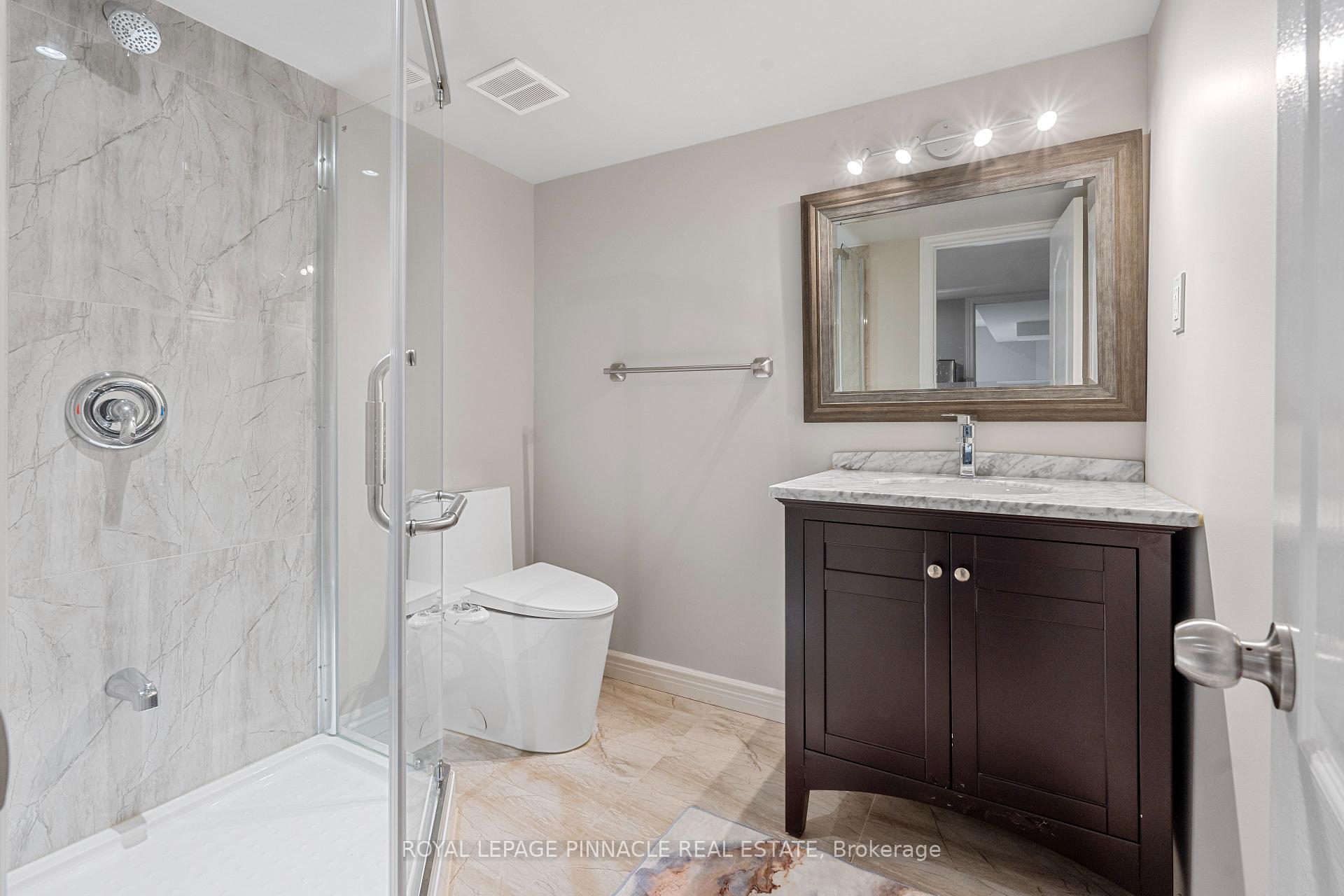 Photo 10 of Unit B, 3265 Topeka Drive, Mississauga, Churchill Meadows — HOMEH
