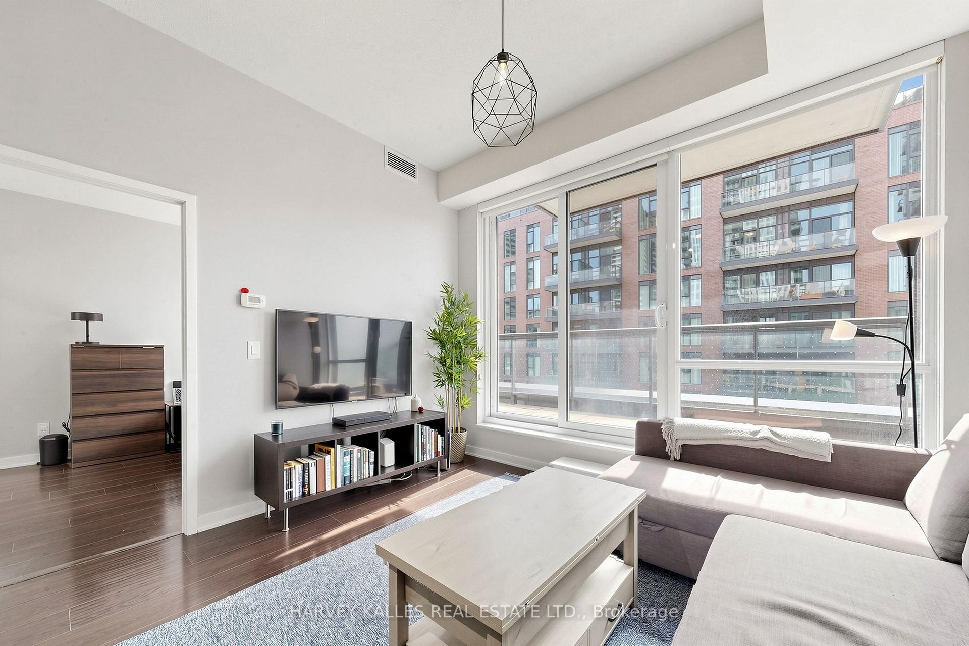 Photo 4 of Unit 419, 55 Regent Park Boulevard, Toronto, Regent Park — HOMEH