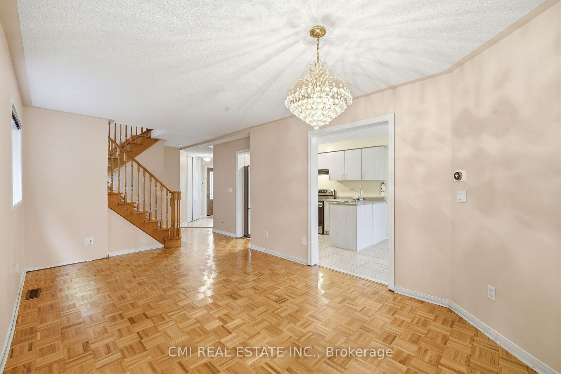Photo 4 of 8555 Martin Grove Road, Vaughan, West Woodbridge — HOMEH