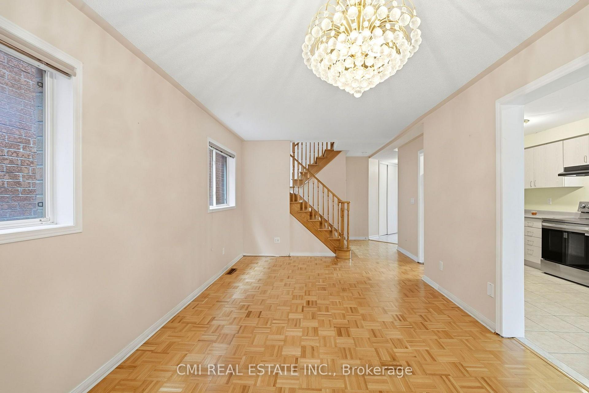 Photo 5 of 8555 Martin Grove Road, Vaughan, West Woodbridge — HOMEH