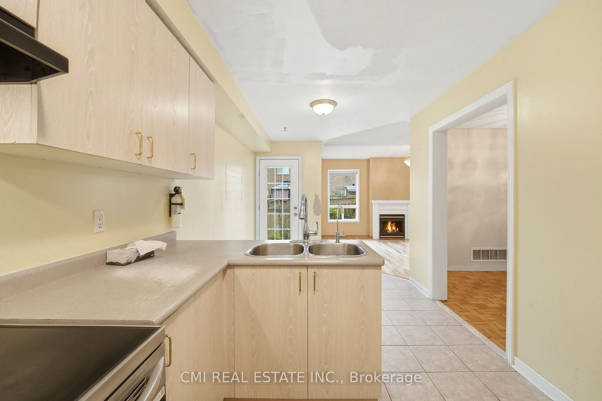 Photo 15 of 8555 Martin Grove Road, Vaughan, West Woodbridge — HOMEH
