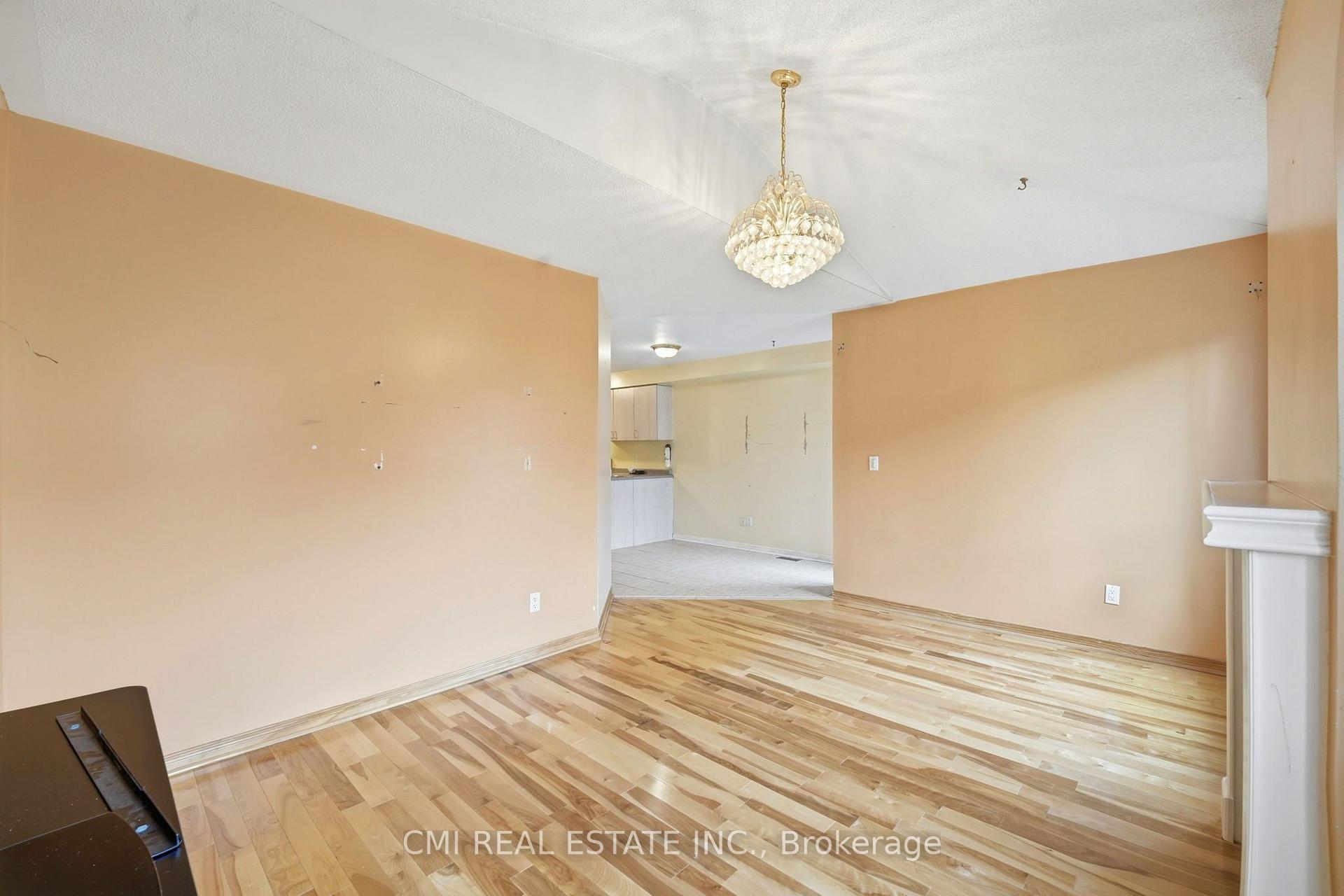 Photo 16 of 8555 Martin Grove Road, Vaughan, West Woodbridge — HOMEH