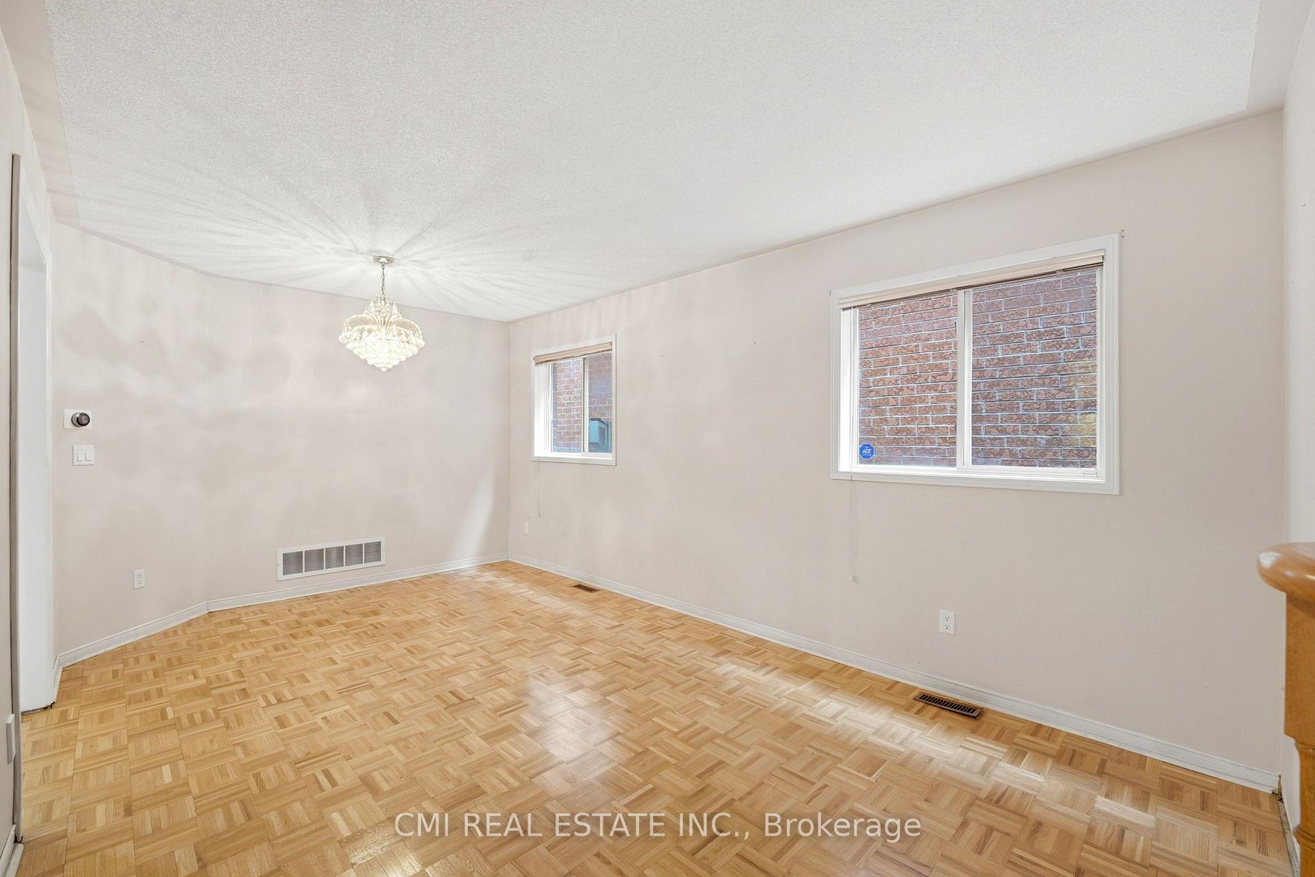 Photo 18 of 8555 Martin Grove Road, Vaughan, West Woodbridge — HOMEH