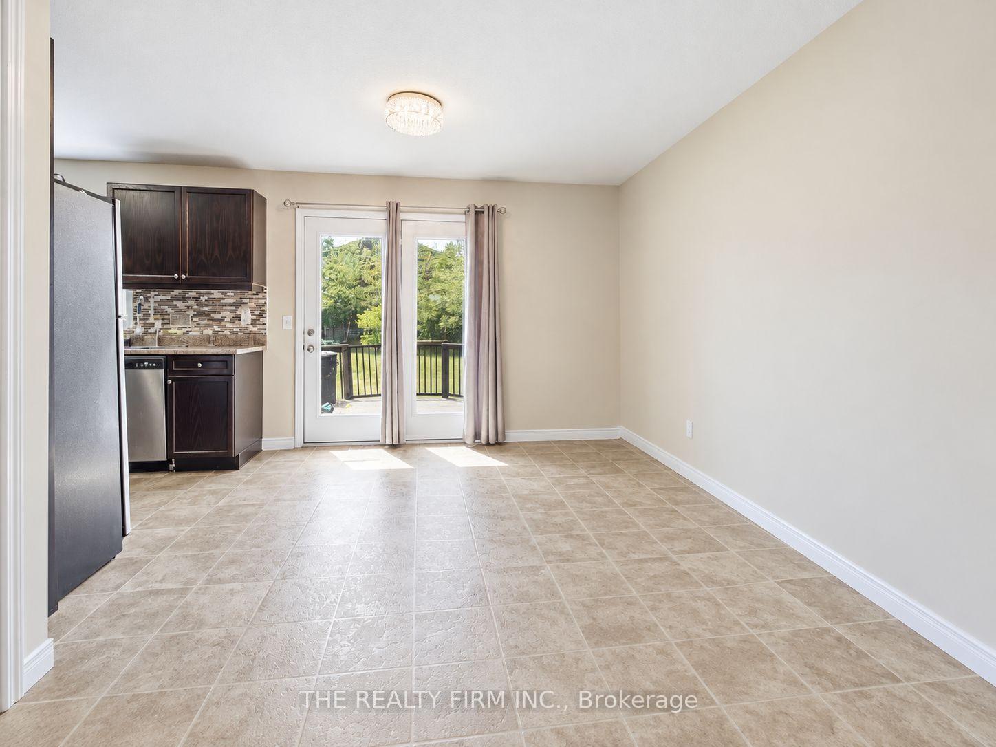 Photo 7 of Unit 17, 2635 Bateman Trail, London, South W — HOMEH