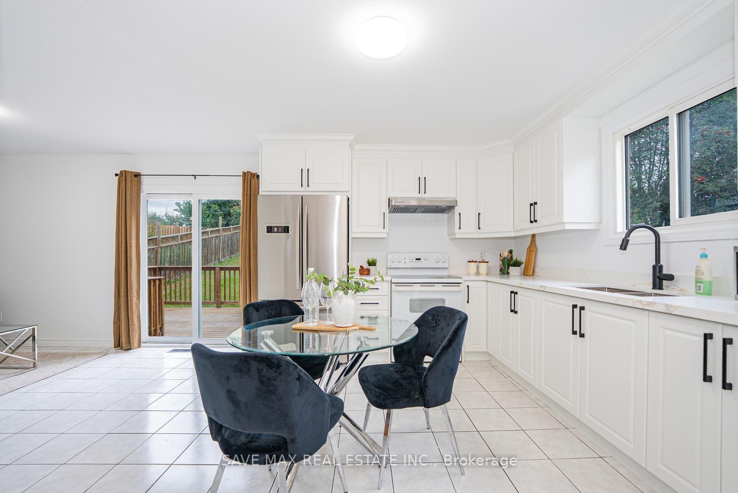 Photo 11 of 336 Imperial Road S, Guelph, Willow West/Sugarbush/West Acres — HOMEH