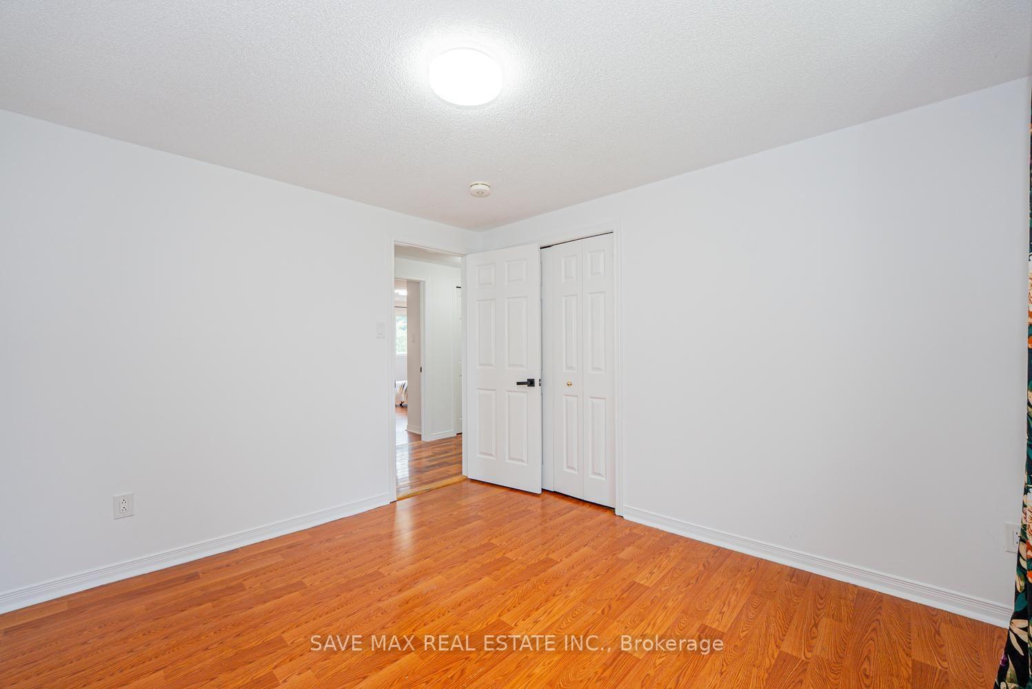 Photo 21 of 336 Imperial Road S, Guelph, Willow West/Sugarbush/West Acres — HOMEH