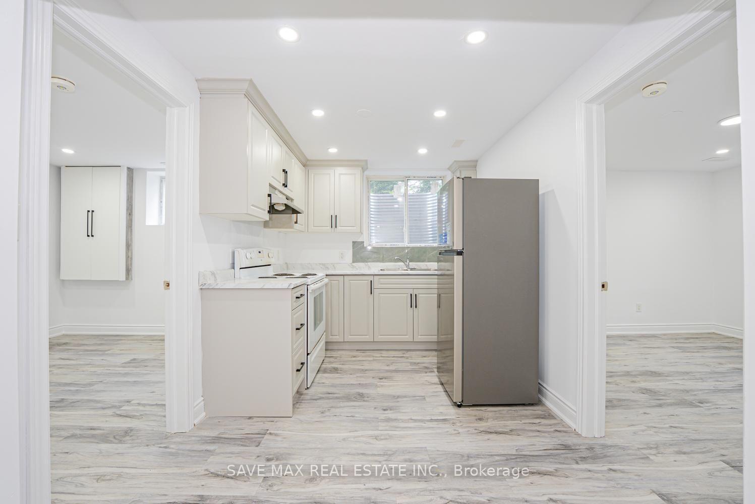 Photo 30 of 336 Imperial Road S, Guelph, Willow West/Sugarbush/West Acres — HOMEH