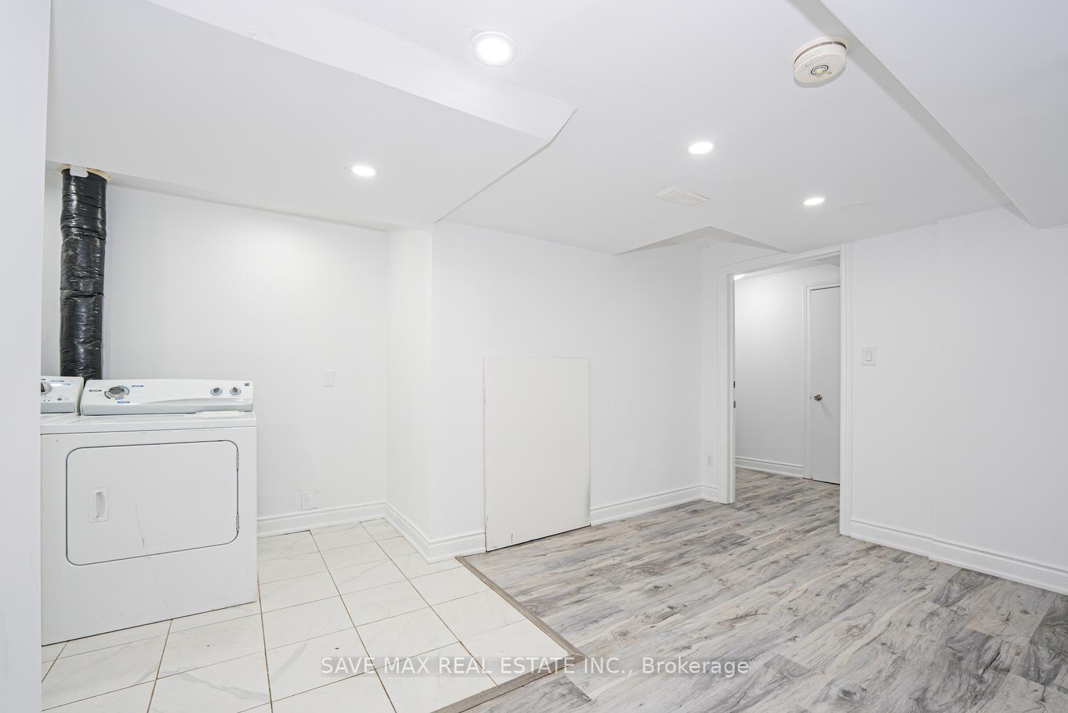 Photo 31 of 336 Imperial Road S, Guelph, Willow West/Sugarbush/West Acres — HOMEH