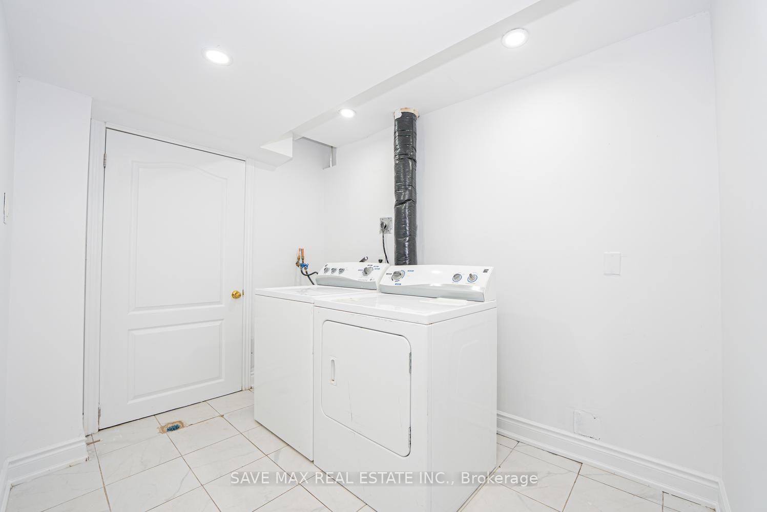 Photo 32 of 336 Imperial Road S, Guelph, Willow West/Sugarbush/West Acres — HOMEH