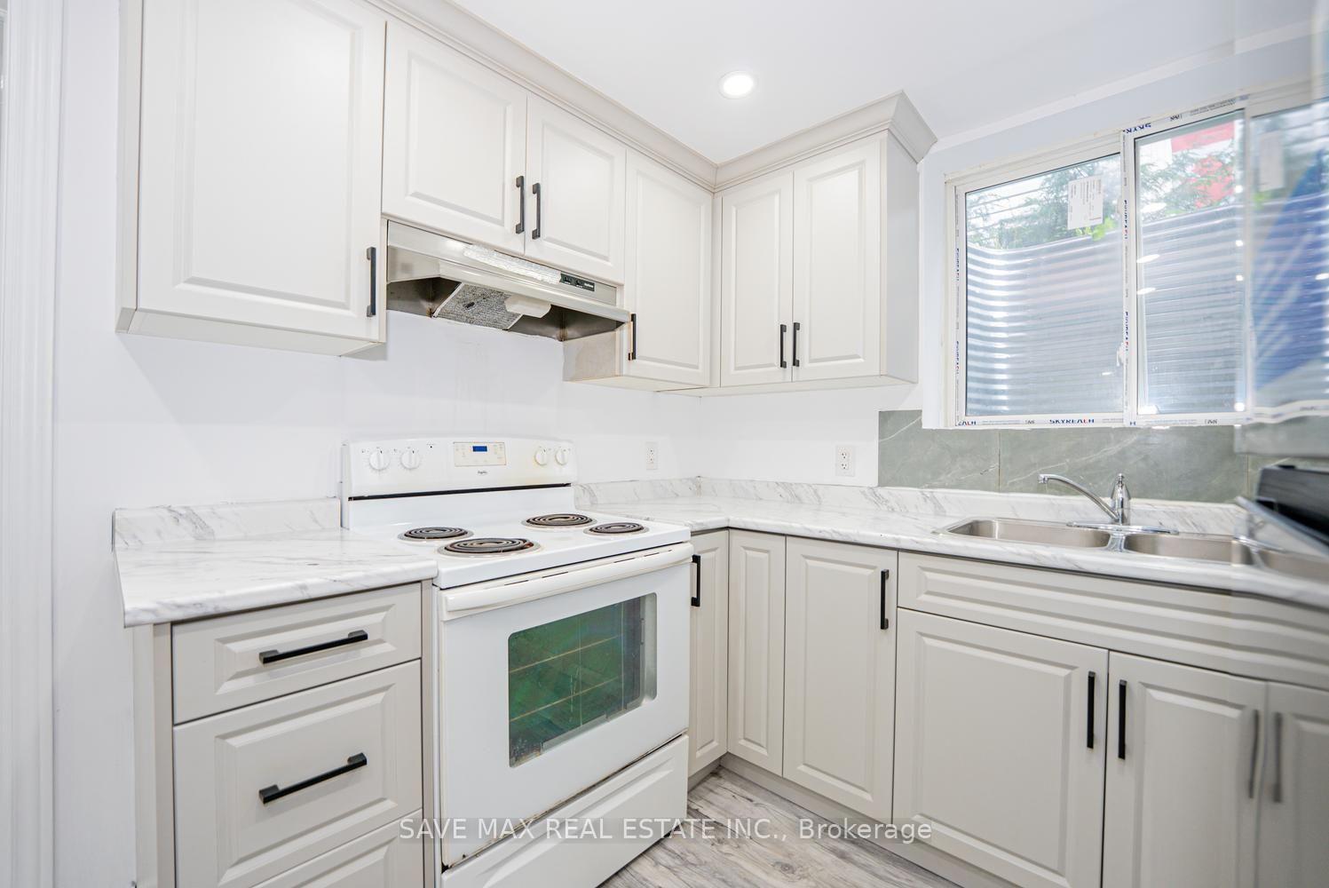 Photo 35 of 336 Imperial Road S, Guelph, Willow West/Sugarbush/West Acres — HOMEH