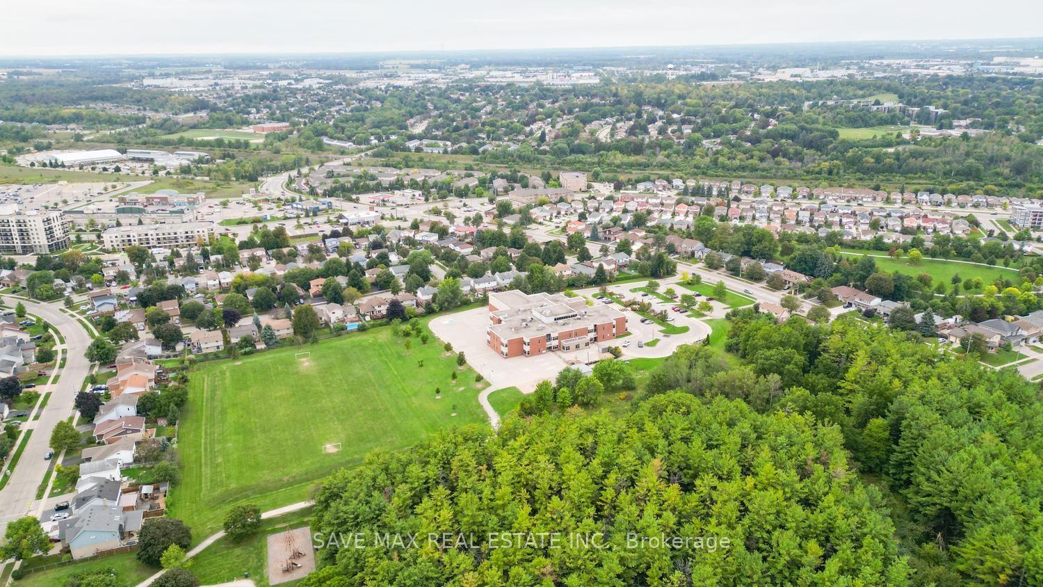 Photo 49 of 336 Imperial Road S, Guelph, Willow West/Sugarbush/West Acres — HOMEH