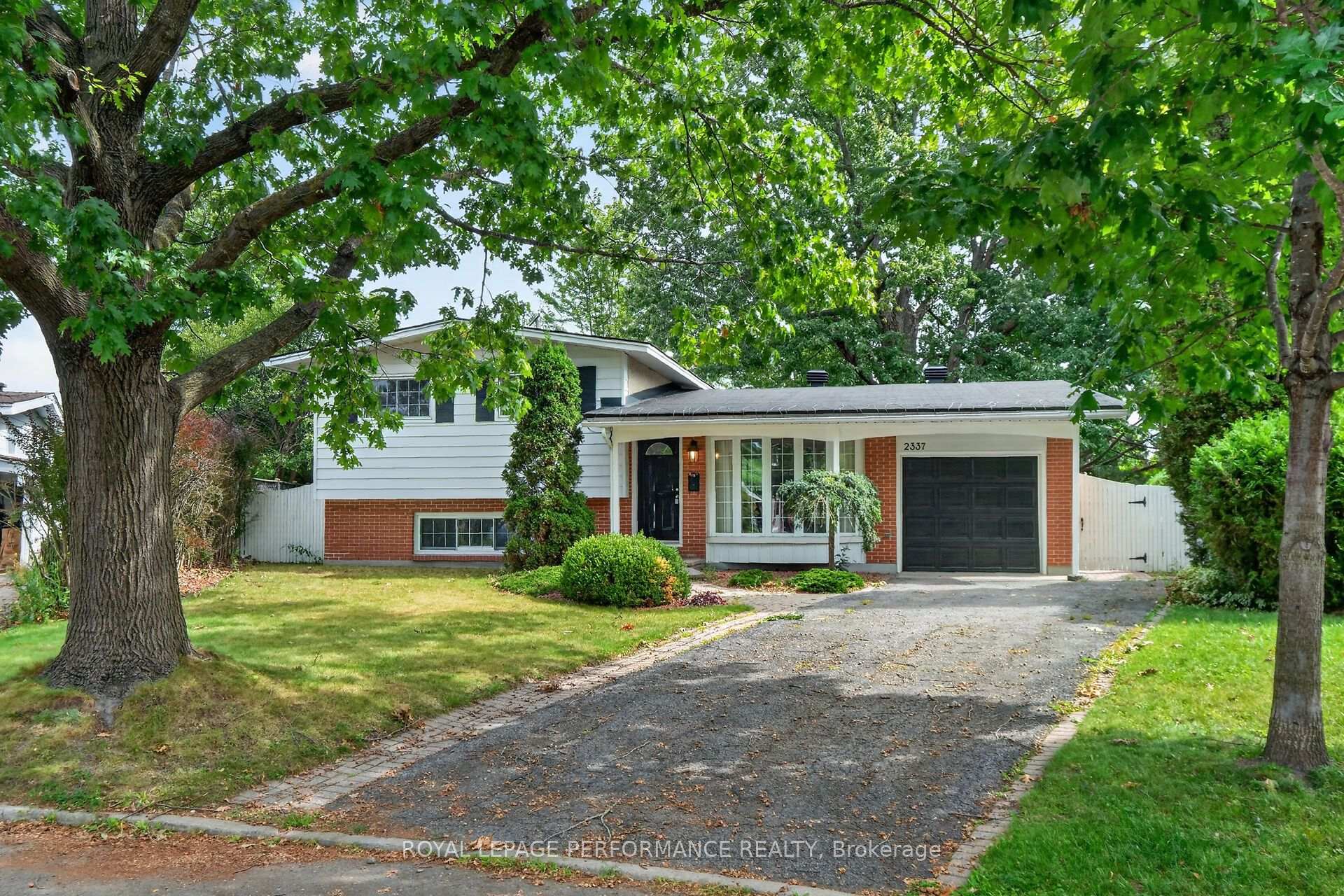 Photo 1 of 2337 Samuel Drive, Ottawa, Elmvale Acres/Urbandale — HOMEH