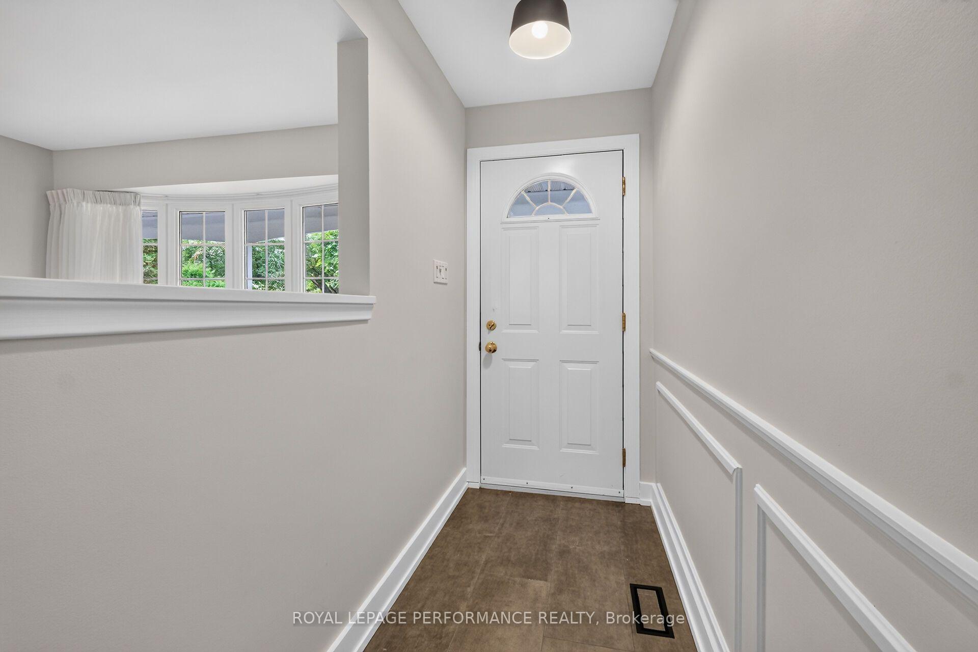 Photo 3 of 2337 Samuel Drive, Ottawa, Elmvale Acres/Urbandale — HOMEH