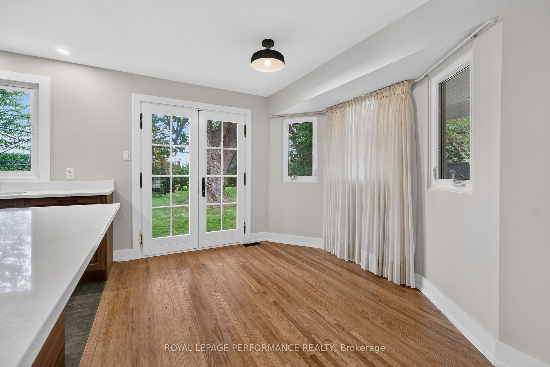 Photo 10 of 2337 Samuel Drive, Ottawa, Elmvale Acres/Urbandale — HOMEH