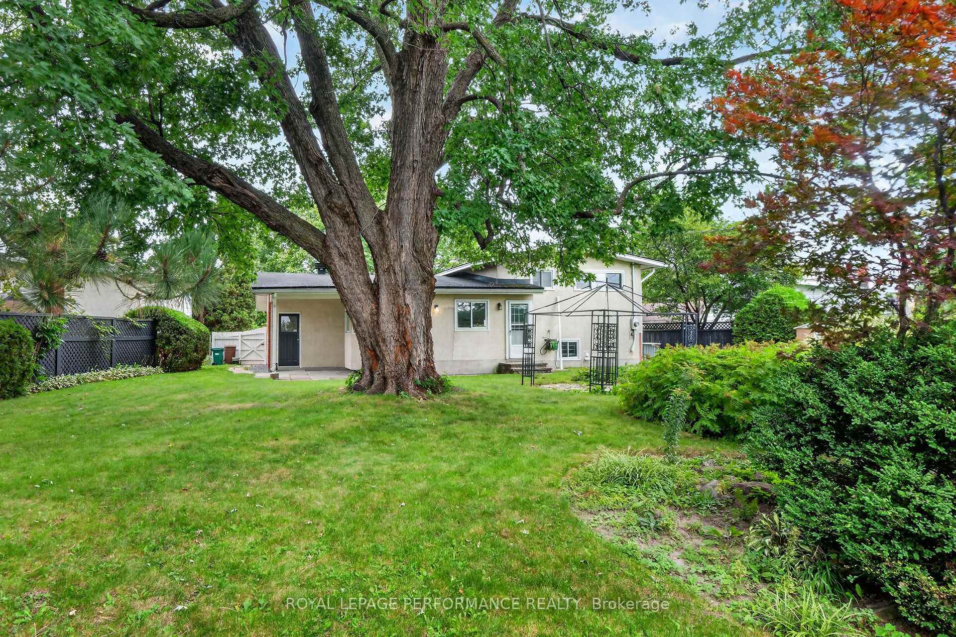 Photo 45 of 2337 Samuel Drive, Ottawa, Elmvale Acres/Urbandale — HOMEH