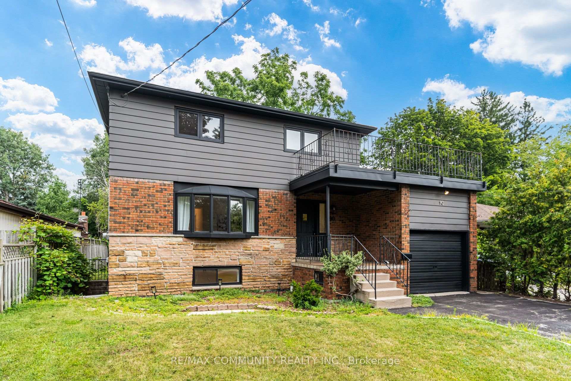 Photo 2 of 90 Euclid Avenue, Scarborough, Highland Creek — HOMEH
