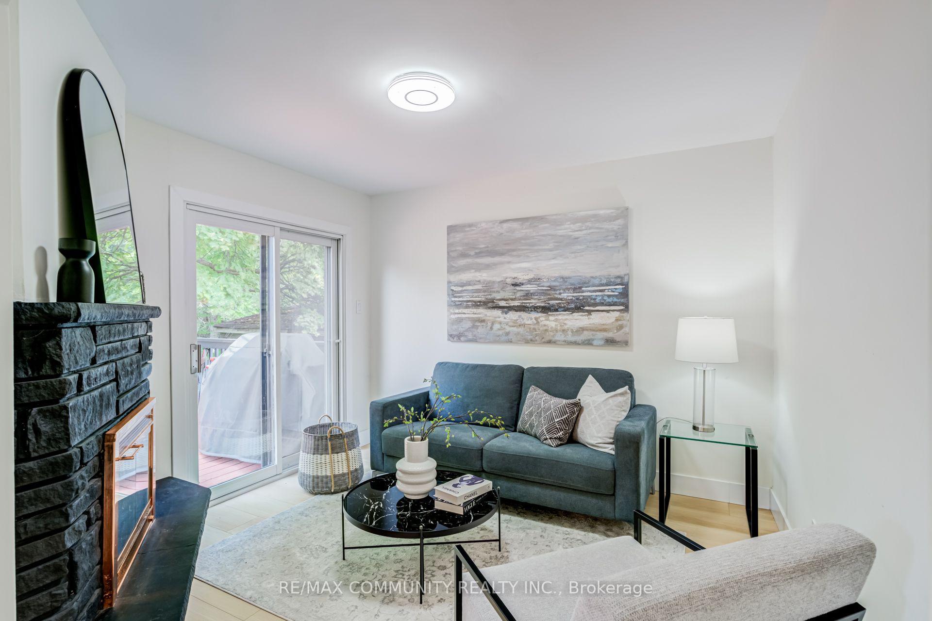 Photo 19 of 90 Euclid Avenue, Scarborough, Highland Creek — HOMEH