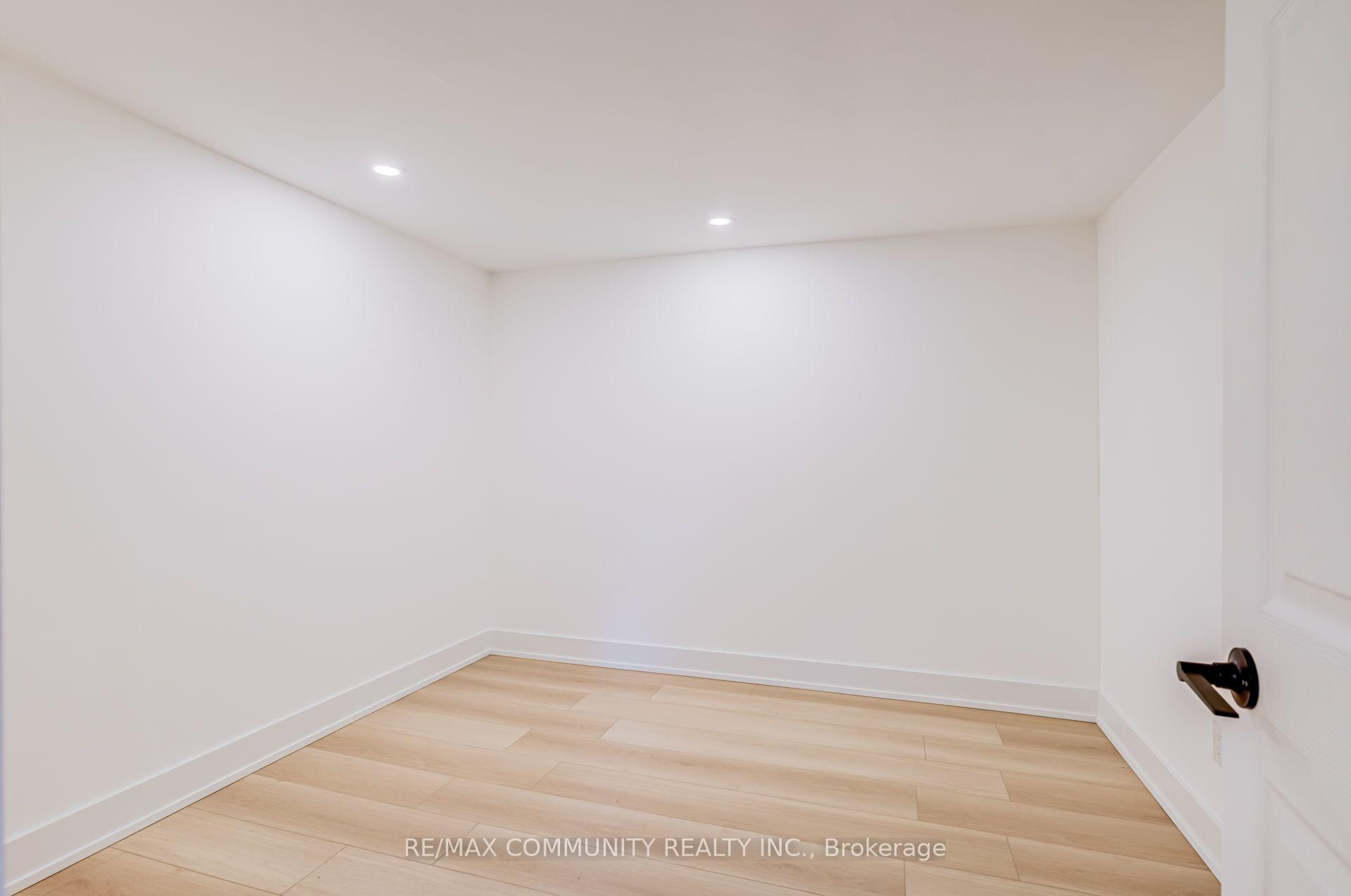Photo 35 of 90 Euclid Avenue, Scarborough, Highland Creek — HOMEH