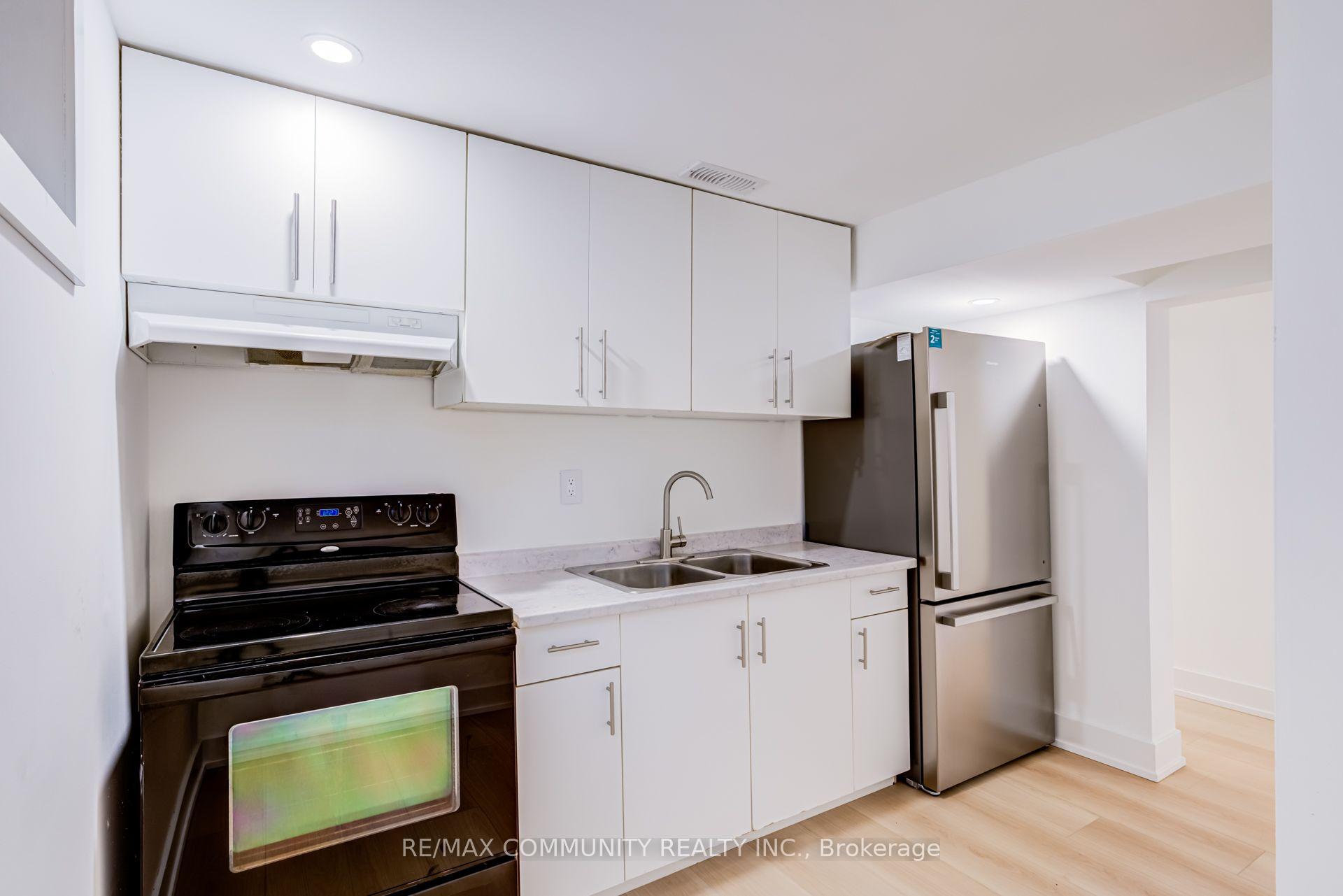 Photo 38 of 90 Euclid Avenue, Scarborough, Highland Creek — HOMEH