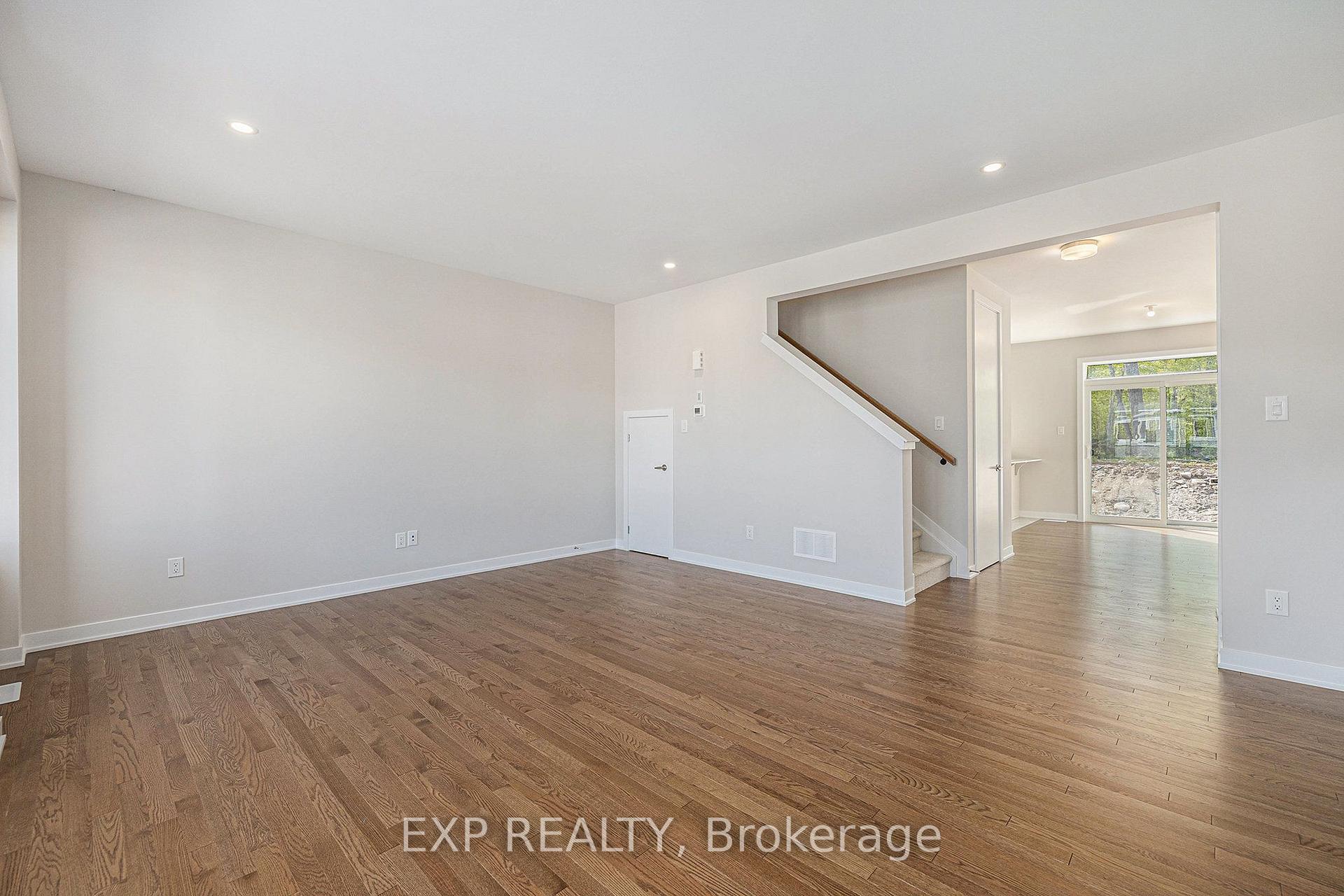 Photo 6 of 364 Appalachian Circle, Ottawa, Barrhaven - Half Moon Bay — HOMEH