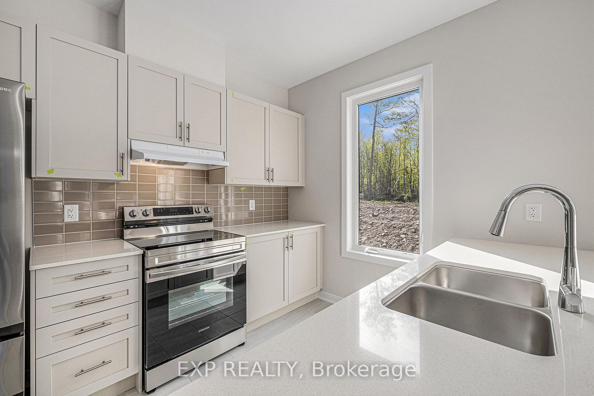 Photo 16 of 364 Appalachian Circle, Ottawa, Barrhaven - Half Moon Bay — HOMEH