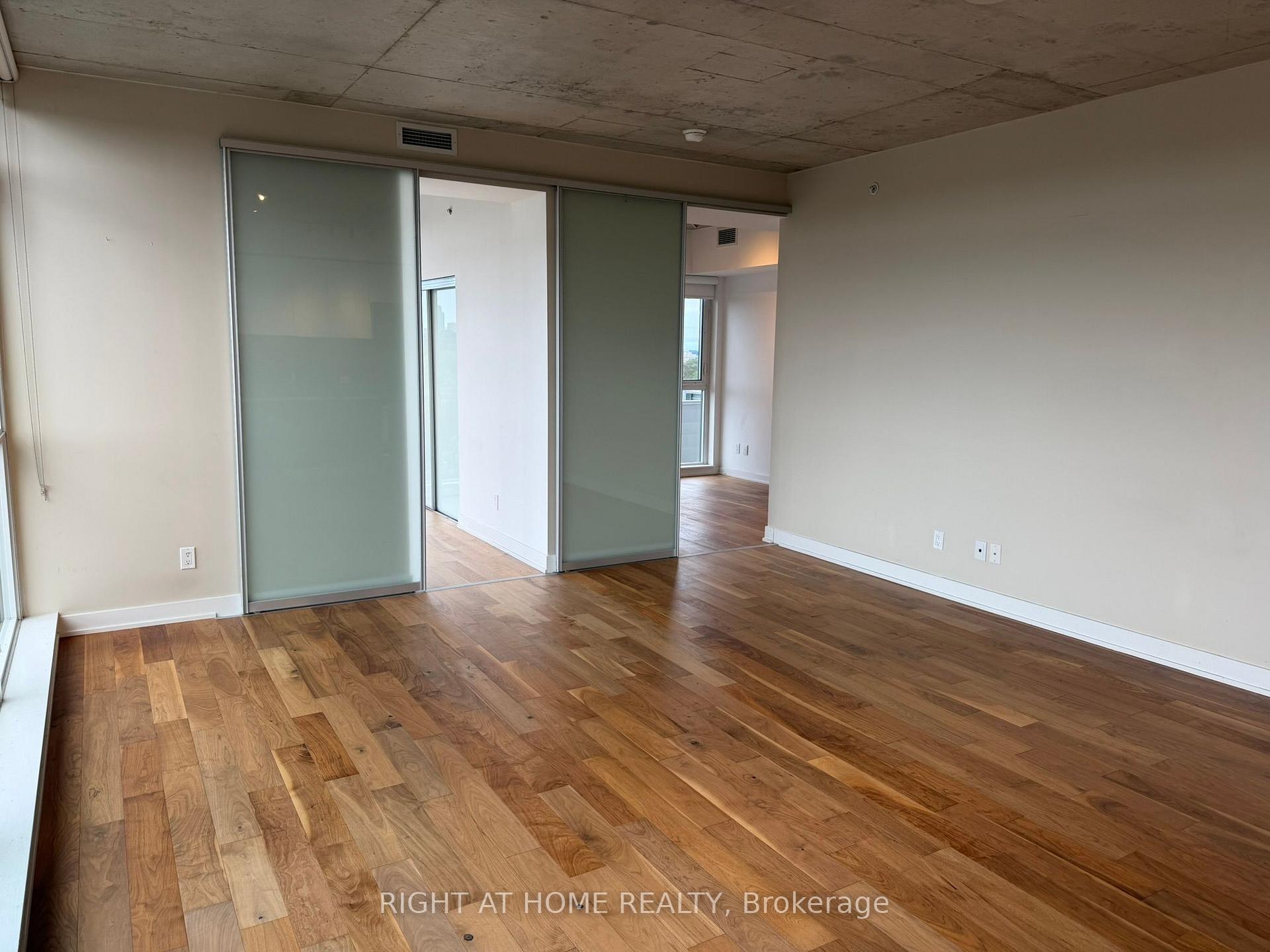 Photo 11 of Unit 1005, 1190 Dundas Street E, Toronto, South Riverdale — HOMEH
